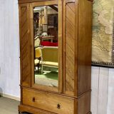 Penderie en frêne anglaise début XXème