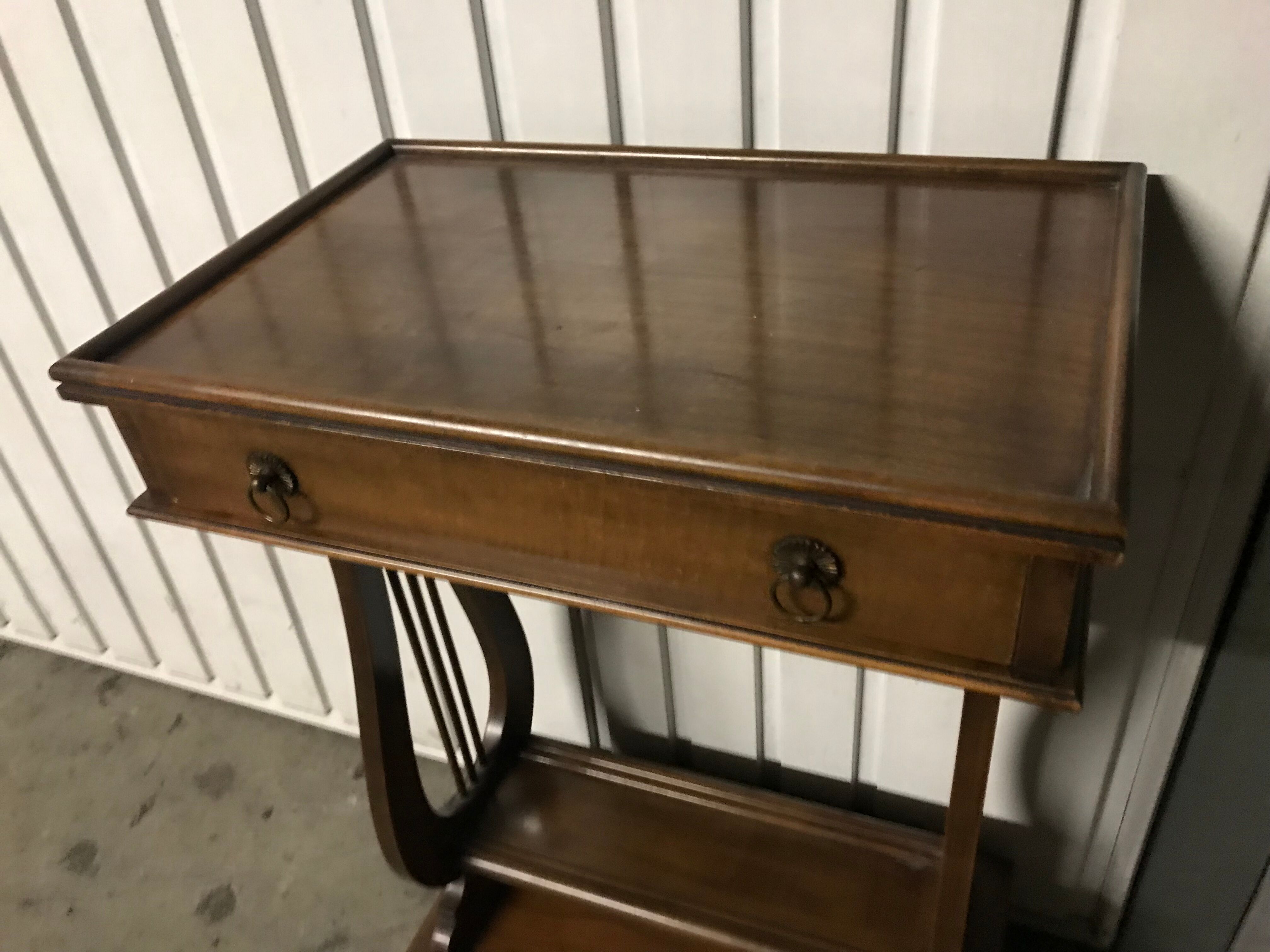 "Lyre" bedside table