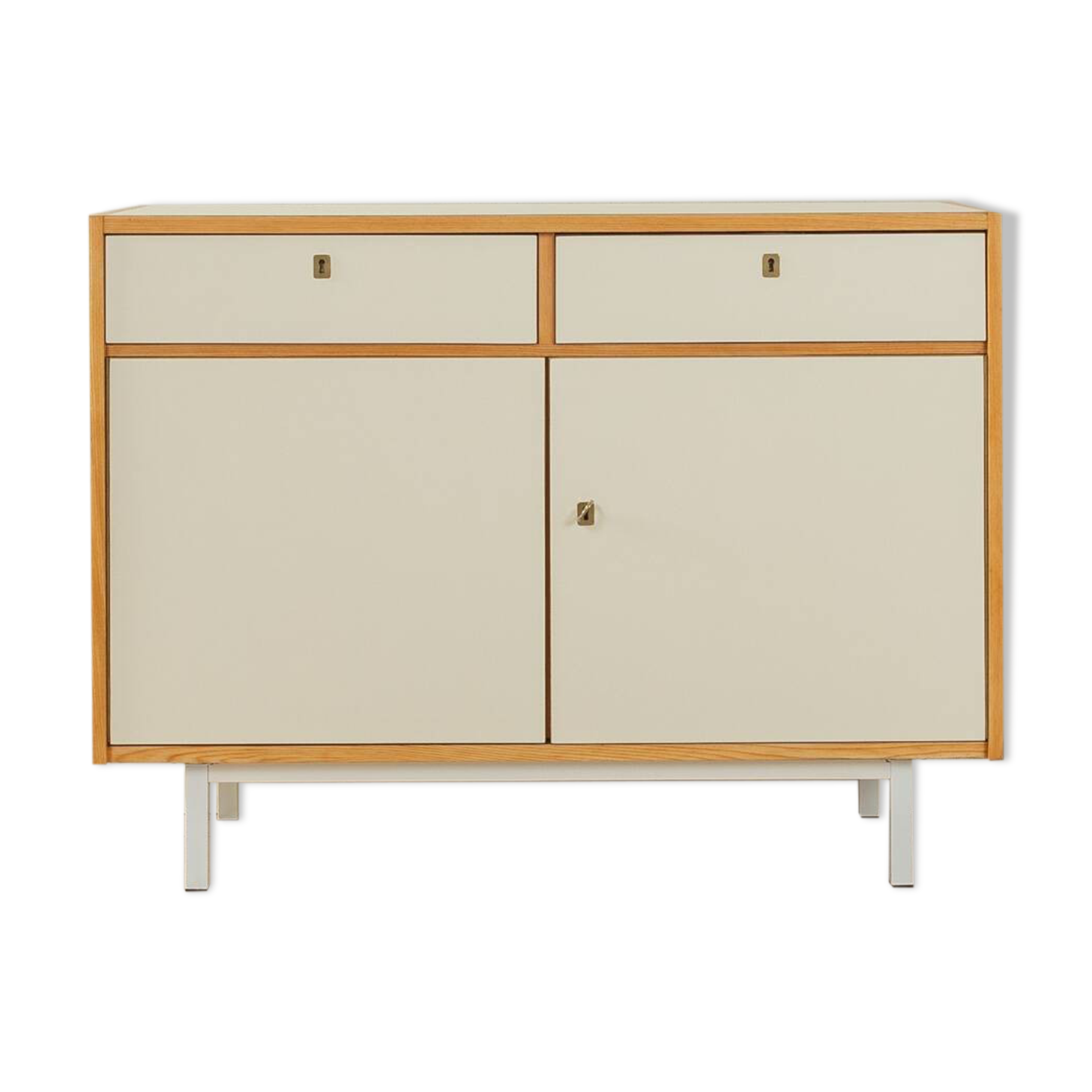 1960s Dresser