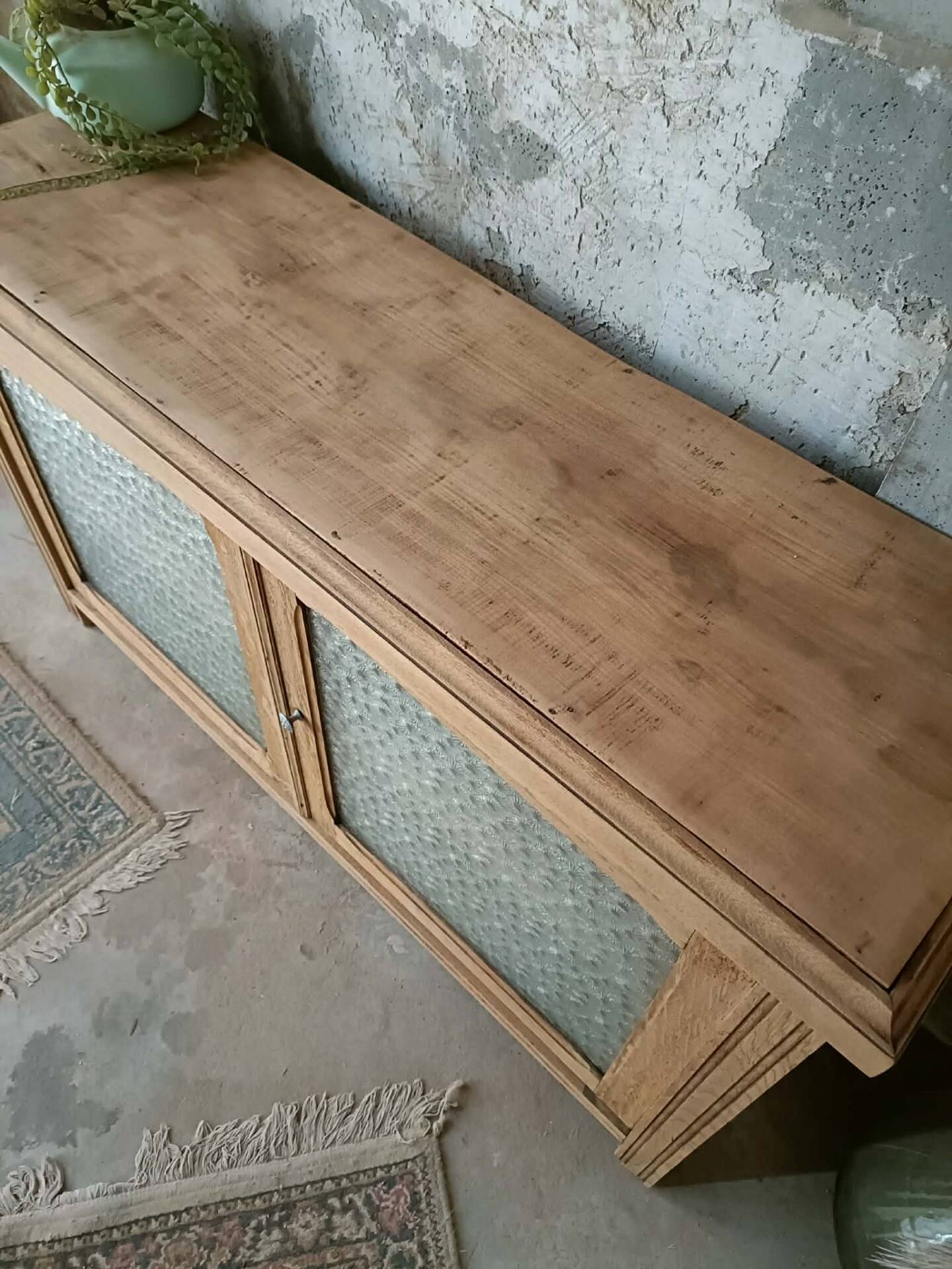 Buffet vitrine 