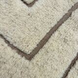 large modern Moroccan Berber rug Benin Ouarain