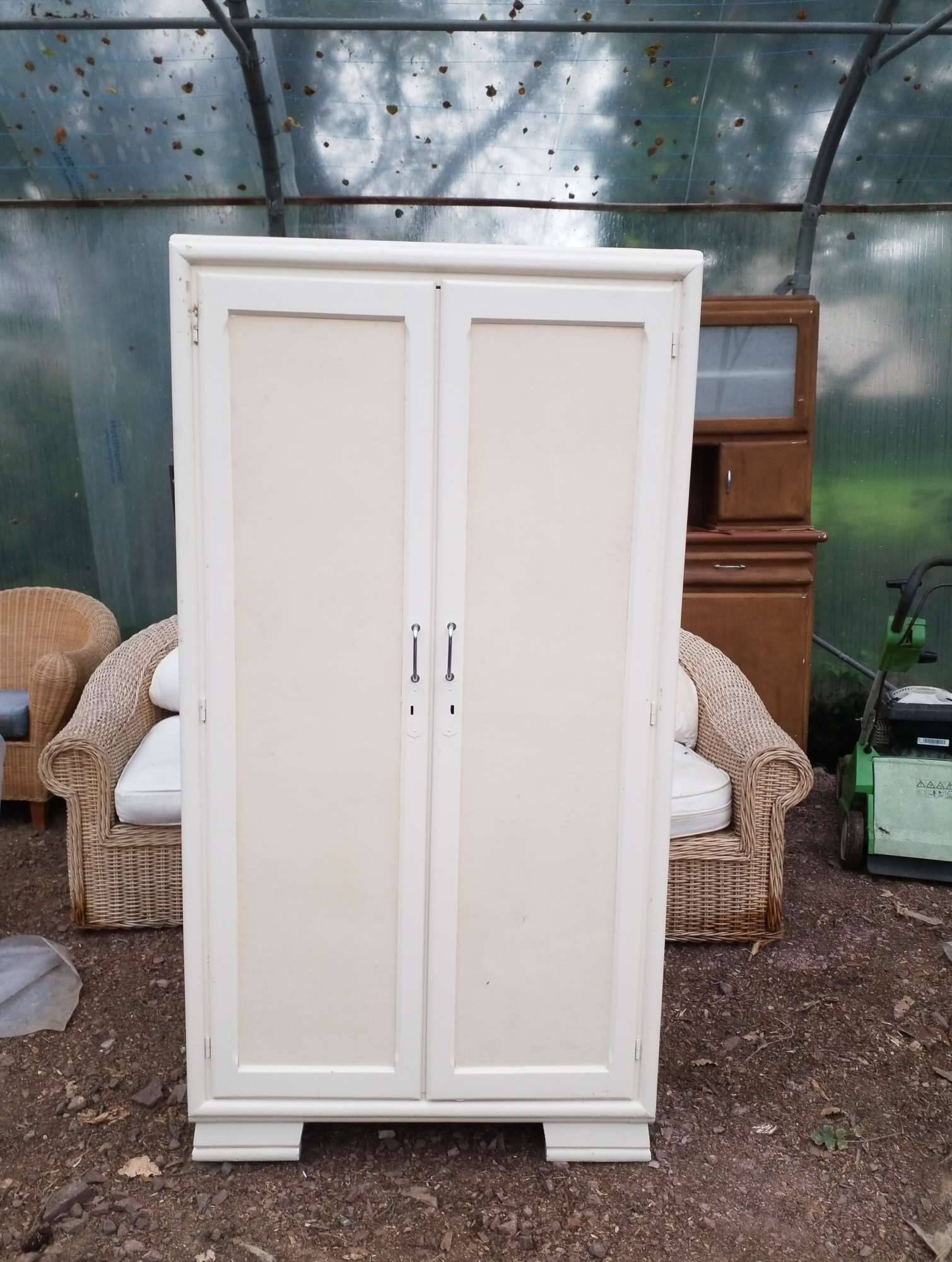 Mado sideboard cabinet