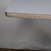 Table HAY About a Table AA15 blanc carré par Hee Welling