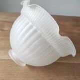 Globe lamp shade