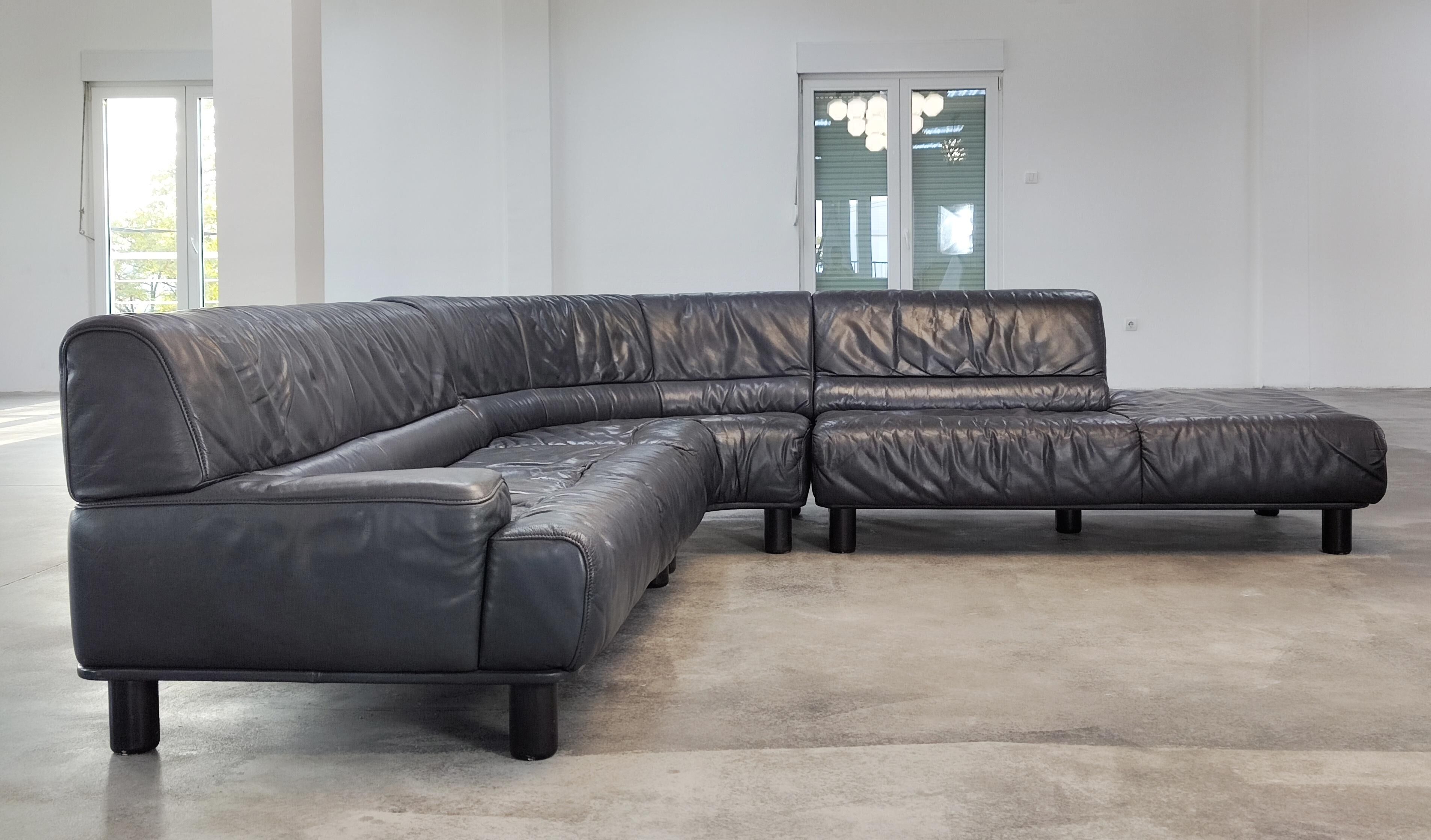 DS-18 leather corner sofa by De Sede, 1980s