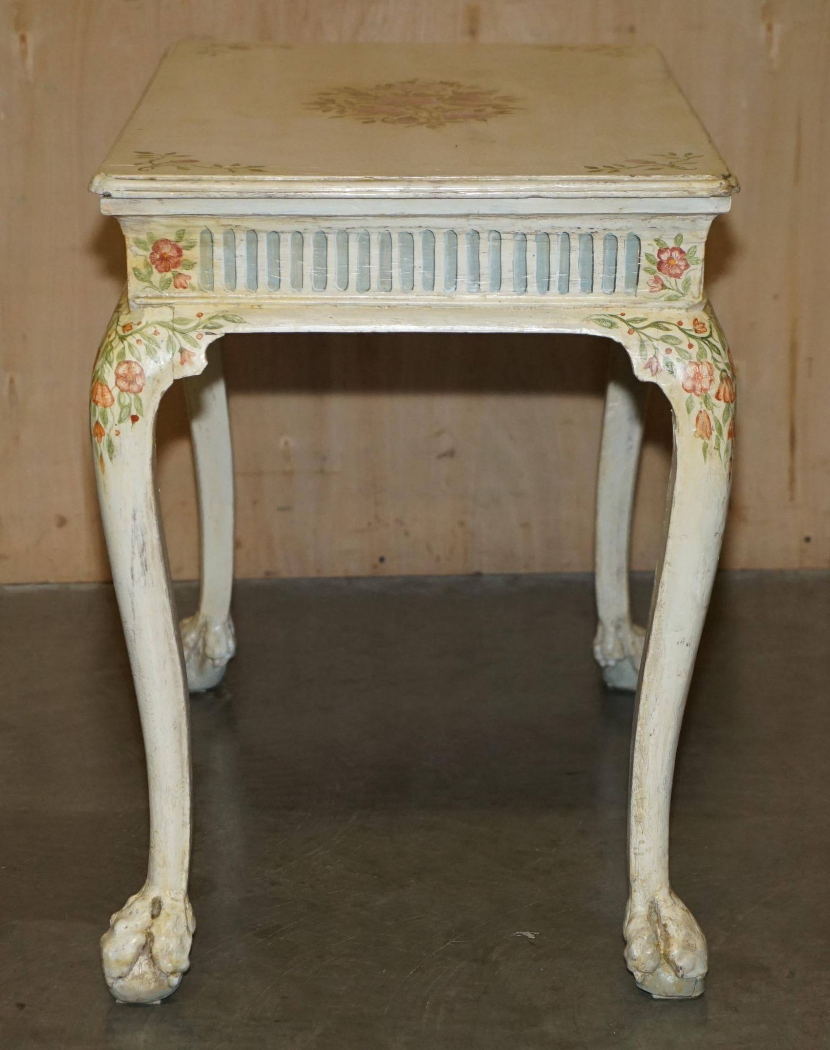 Bureau style géorgien victorien peint à la main circa 1860