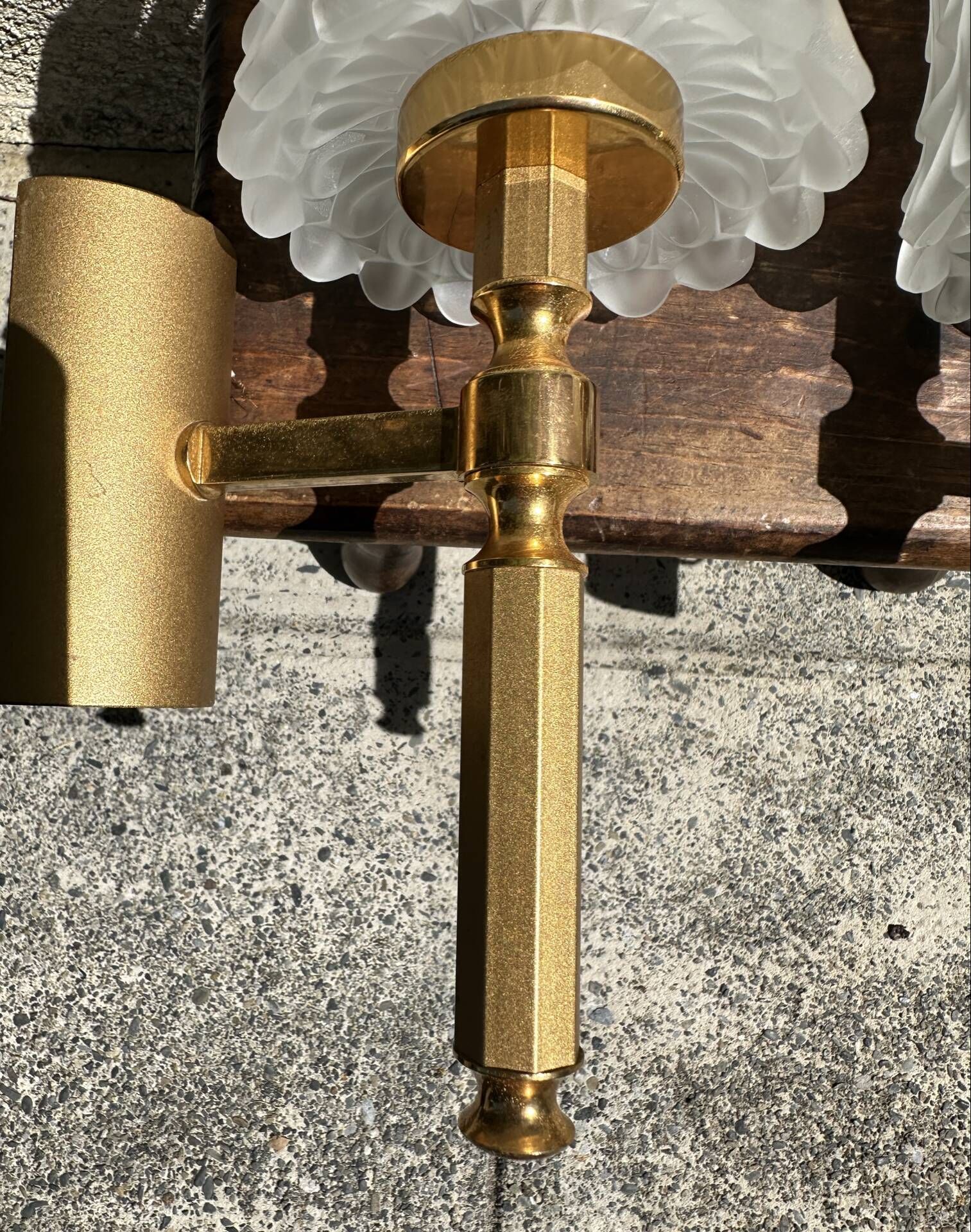 Old pair of wall sconces by Maison Lunel in brass and glass.