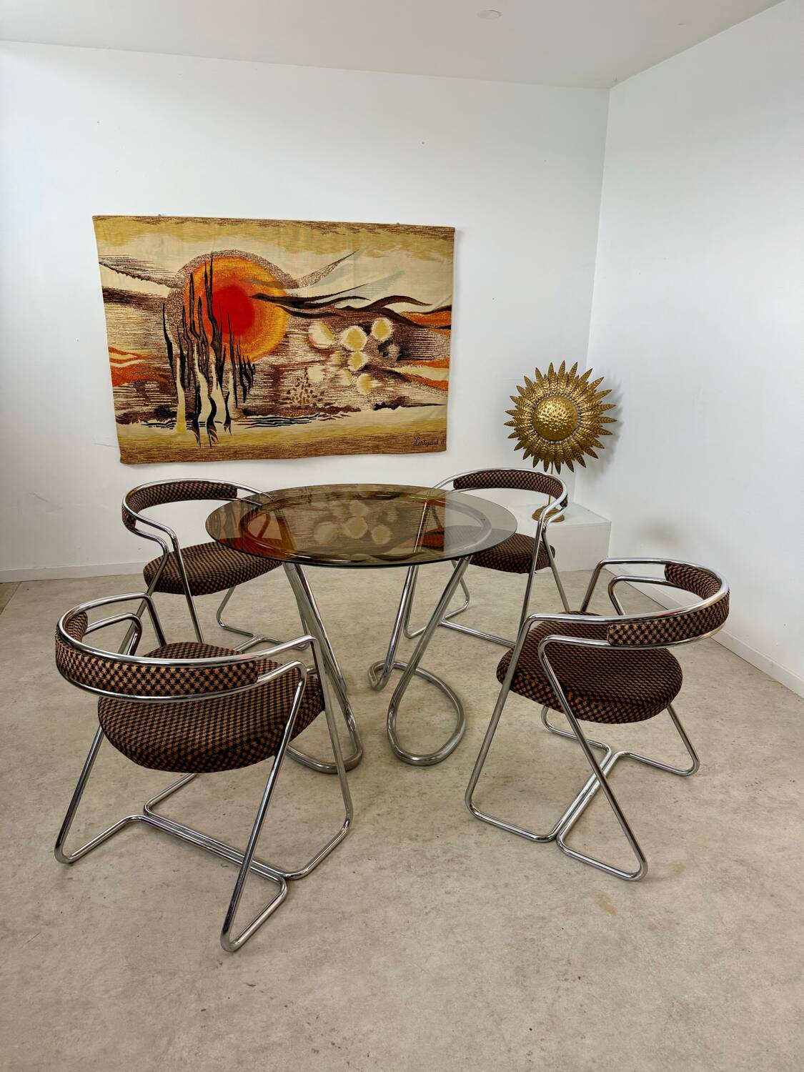 Set of 4 chrome tubular chairs Italian design from the 70s vintage fabric and metal
