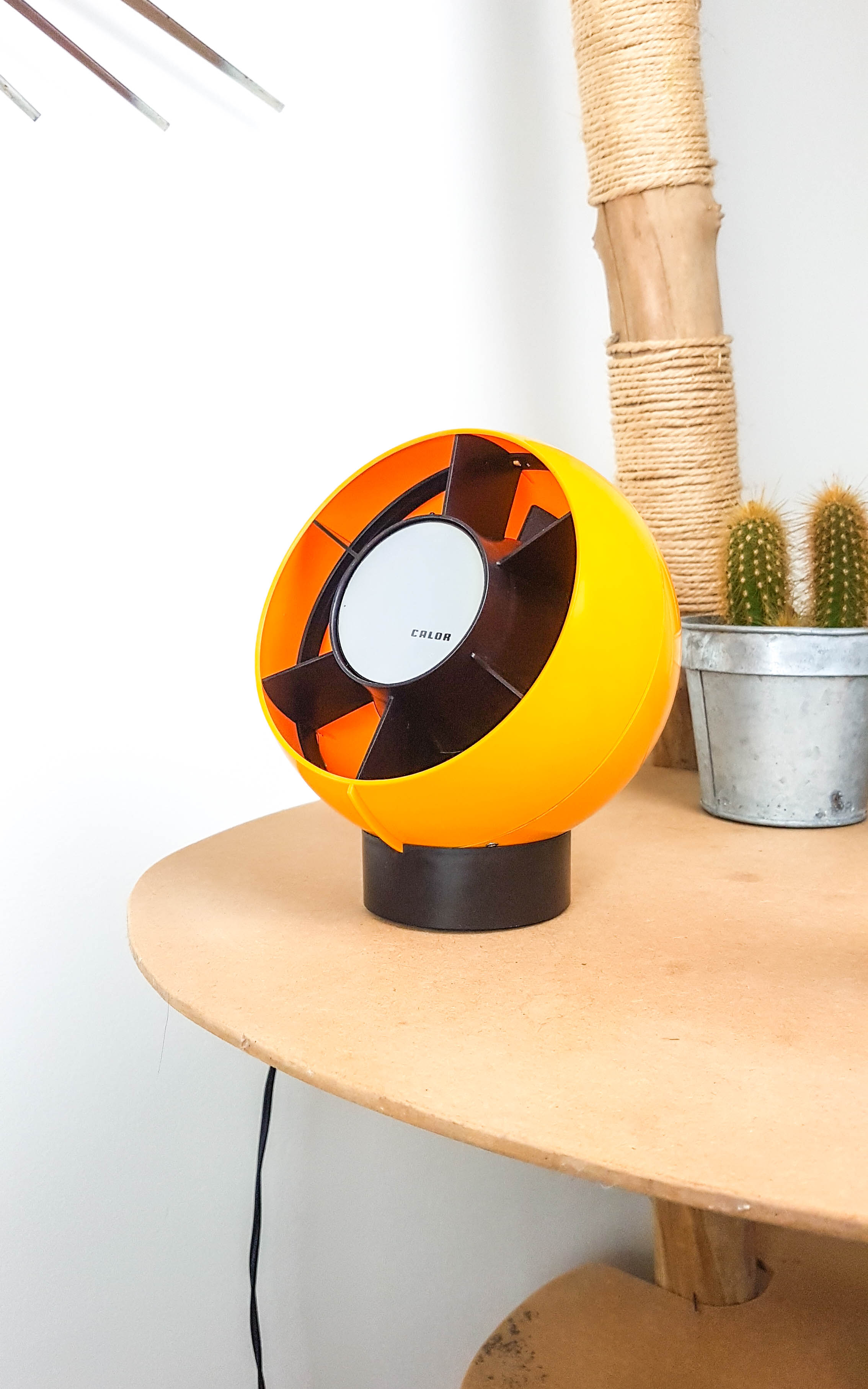 Fan ball calor orange 70s