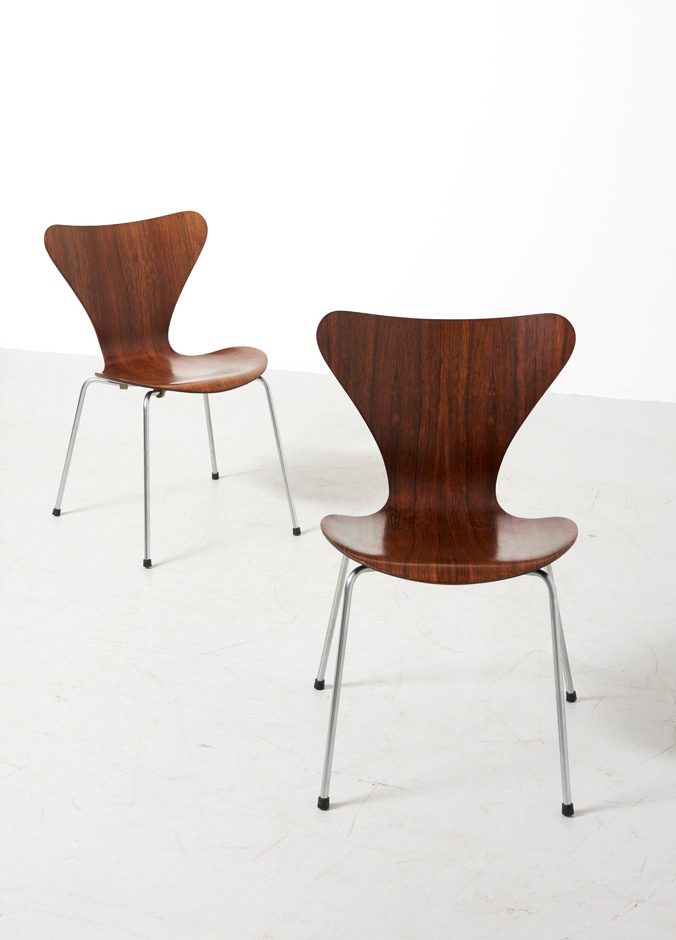 Pair of 'Series 7' Dinning Chairs by Arne Jacobsen for Fritz Hansen, Denmark - 1955