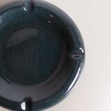 Round ashtray in speckled green ceramic