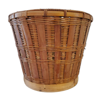 70's rattan pot cache