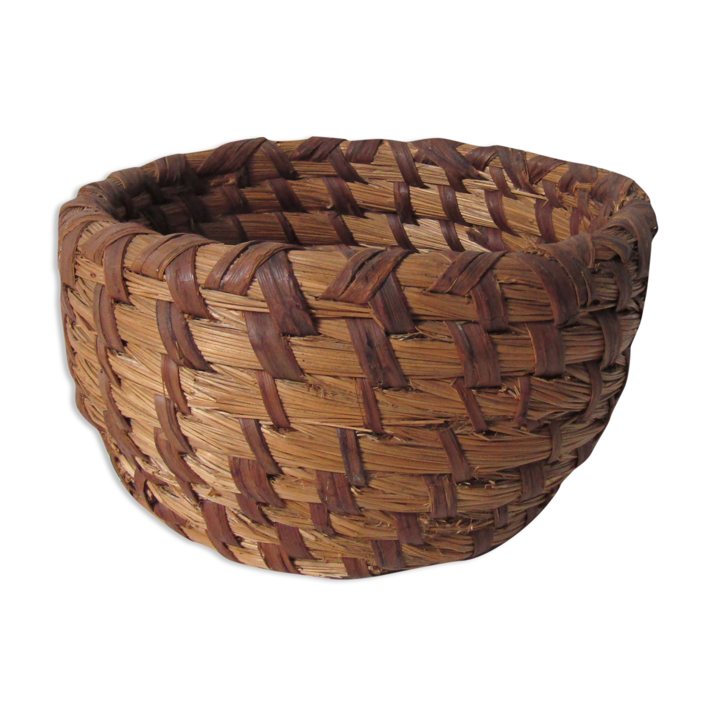 Old banneton straw basket