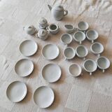 Lot dînette porcelaine blanche 22 pièces