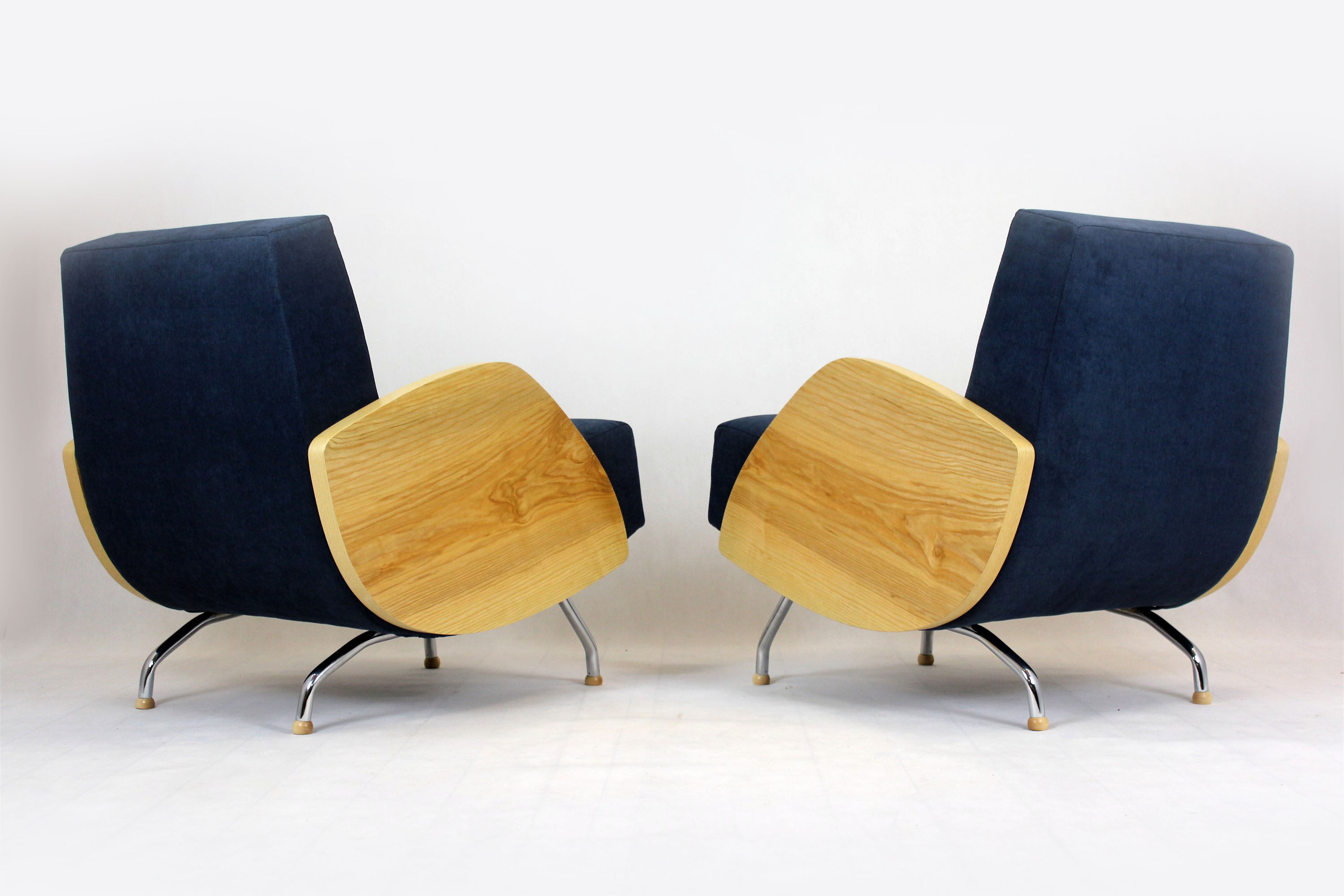 Mid-century r-360 ash armchairs by Janusz Różański, 1960s, Set of 2