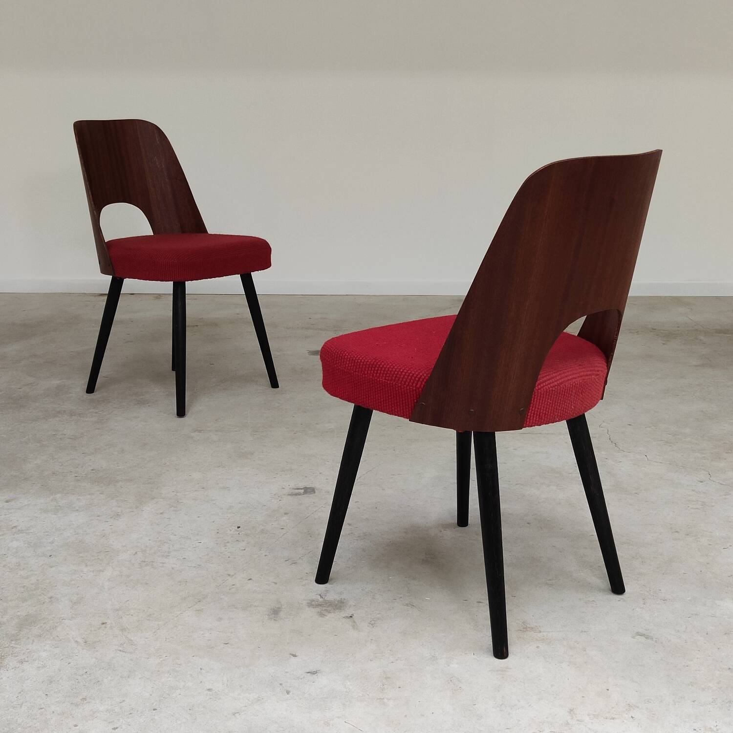 Pair of 515 -2 chairs by Oswald Haerdtl for Ton (Thonet) 1950