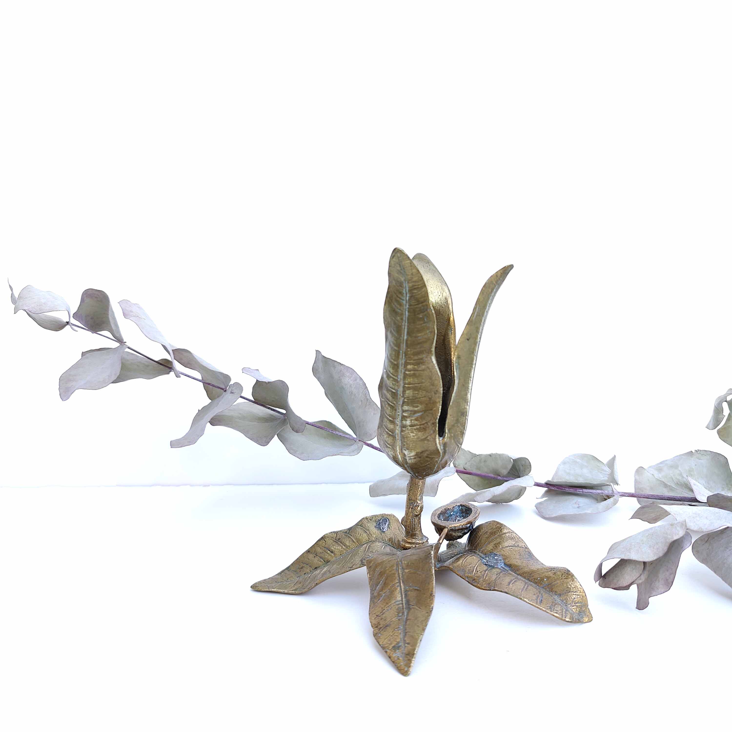 Candle holder walnut leaves with its gilded bronze walnut
