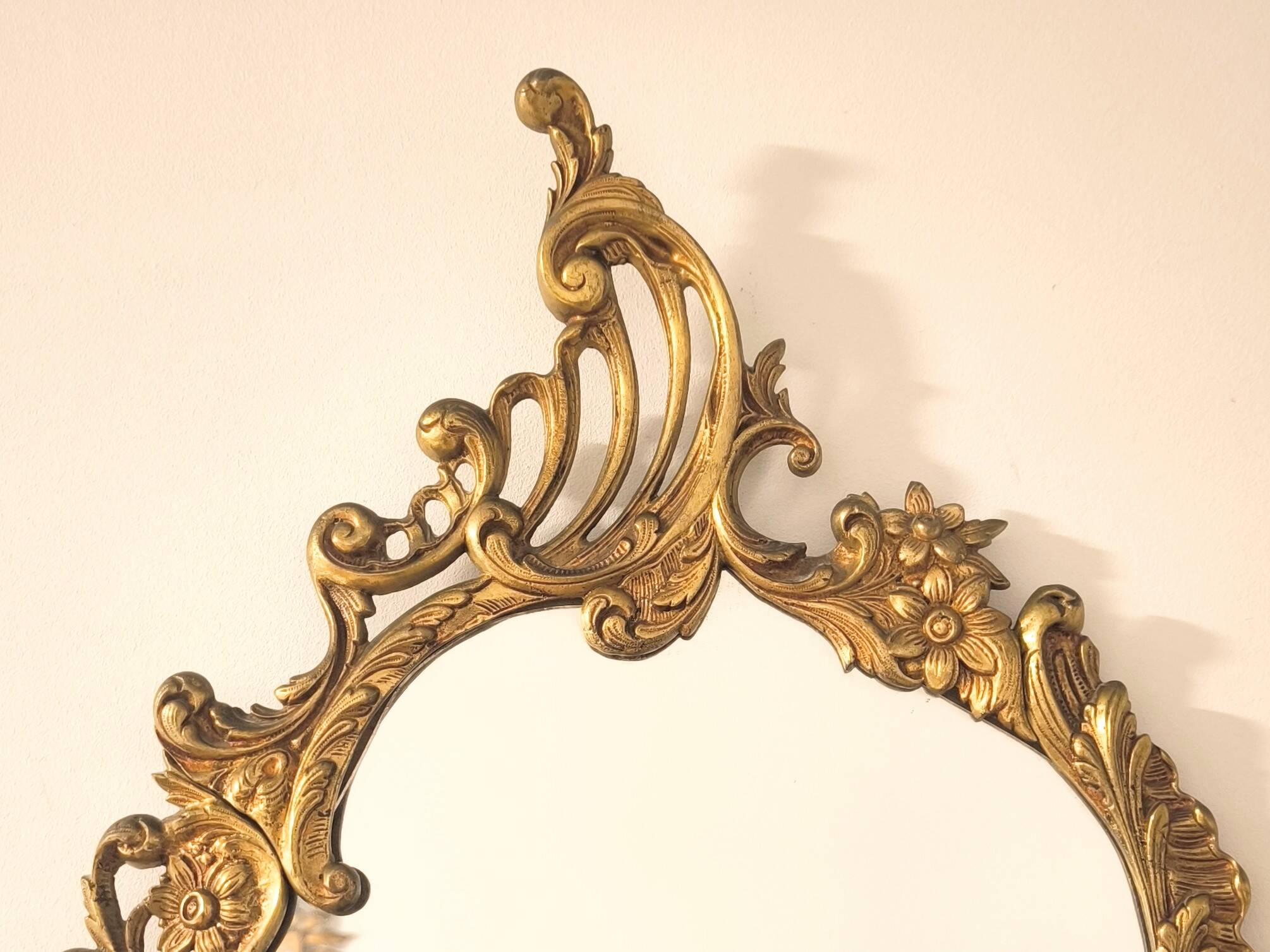 Miroir Cornucopia en bronze de style Louis XV