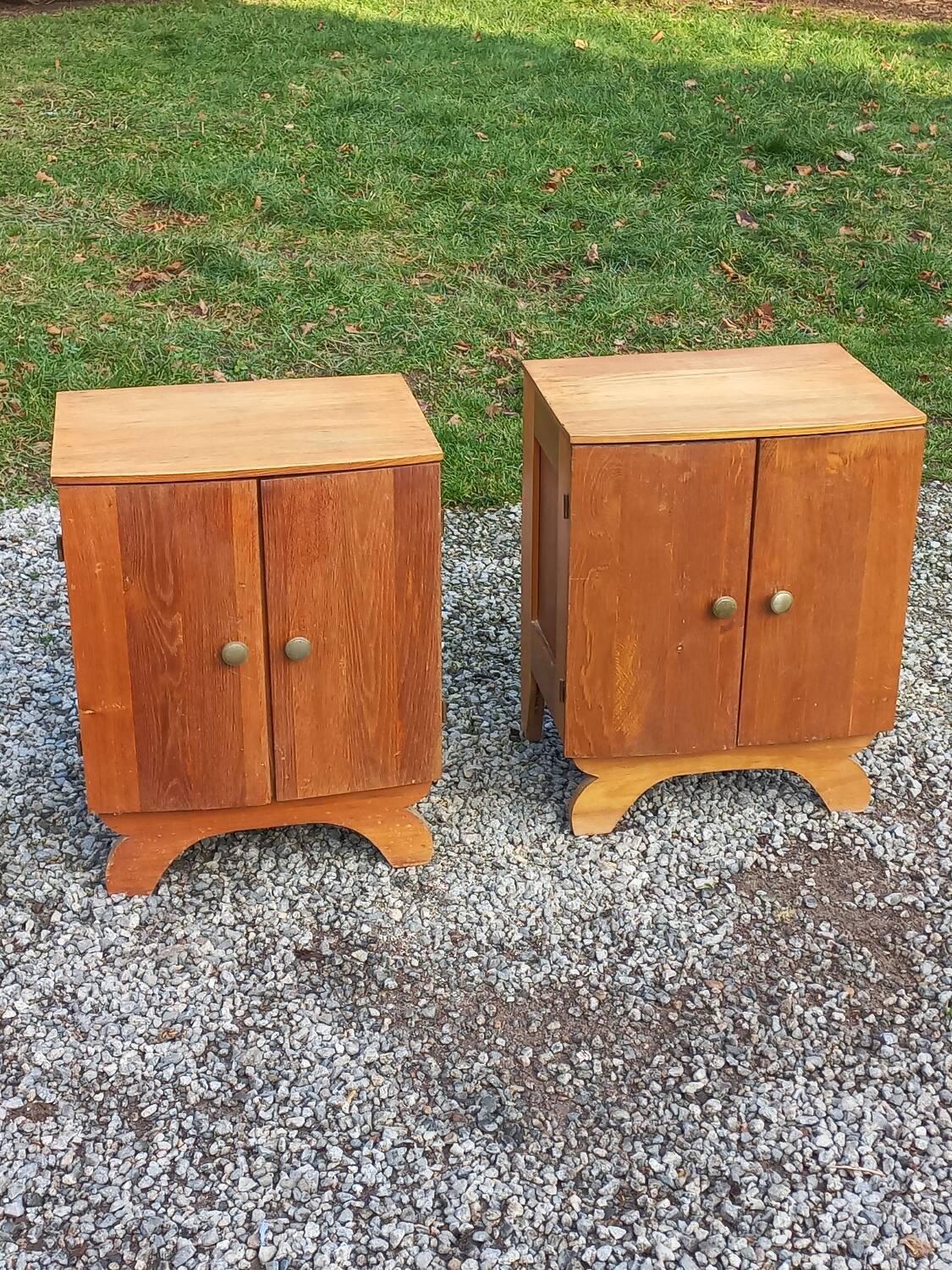Pair of vintage bedside tables in blond and gilded oak from the 50s