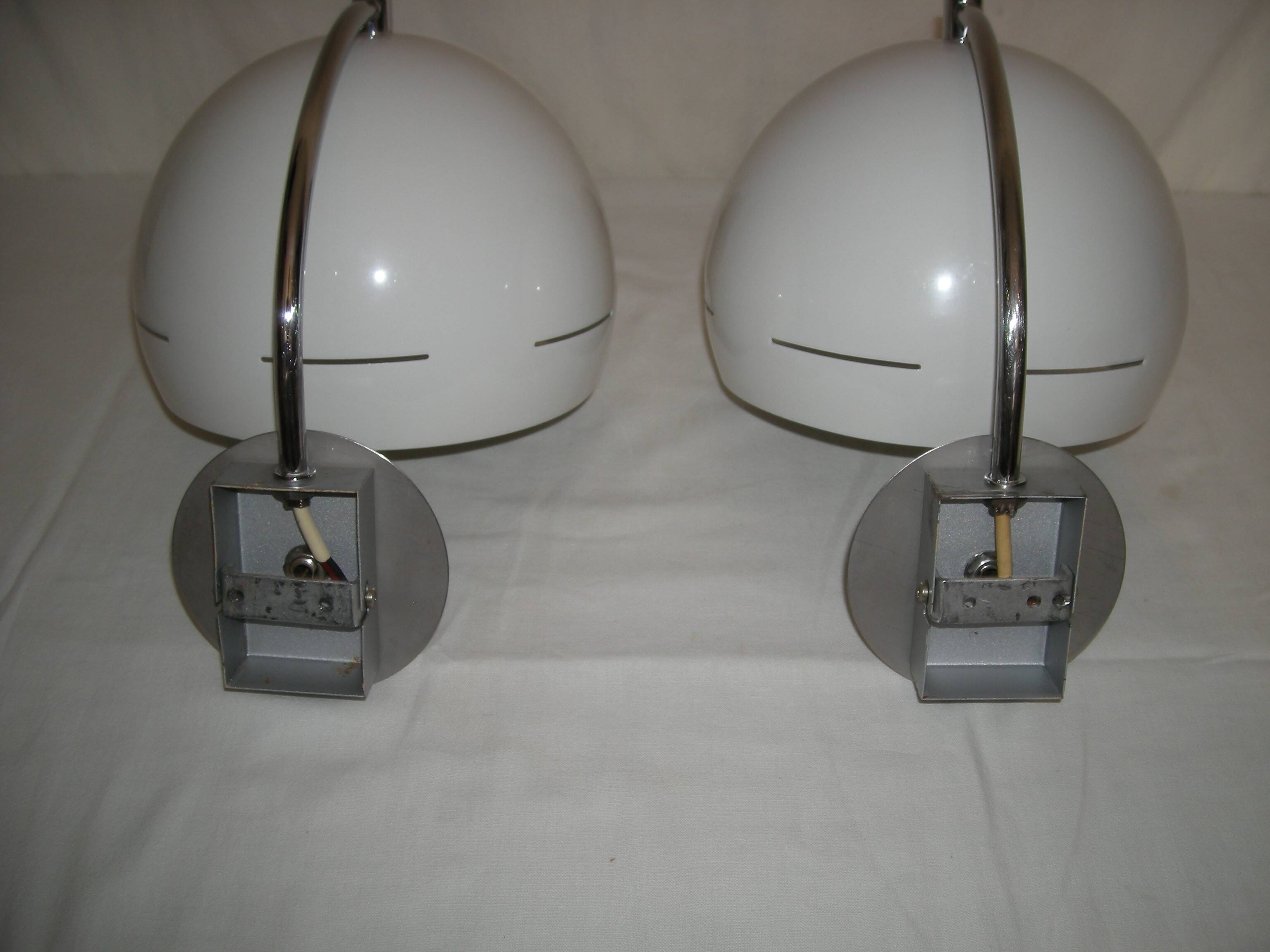 Pair of arco wall lights from the 70s