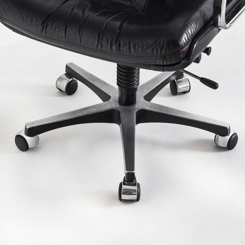 Vintage leather armchair. Swivel, on casters, multi-position. Norway, 1970s.