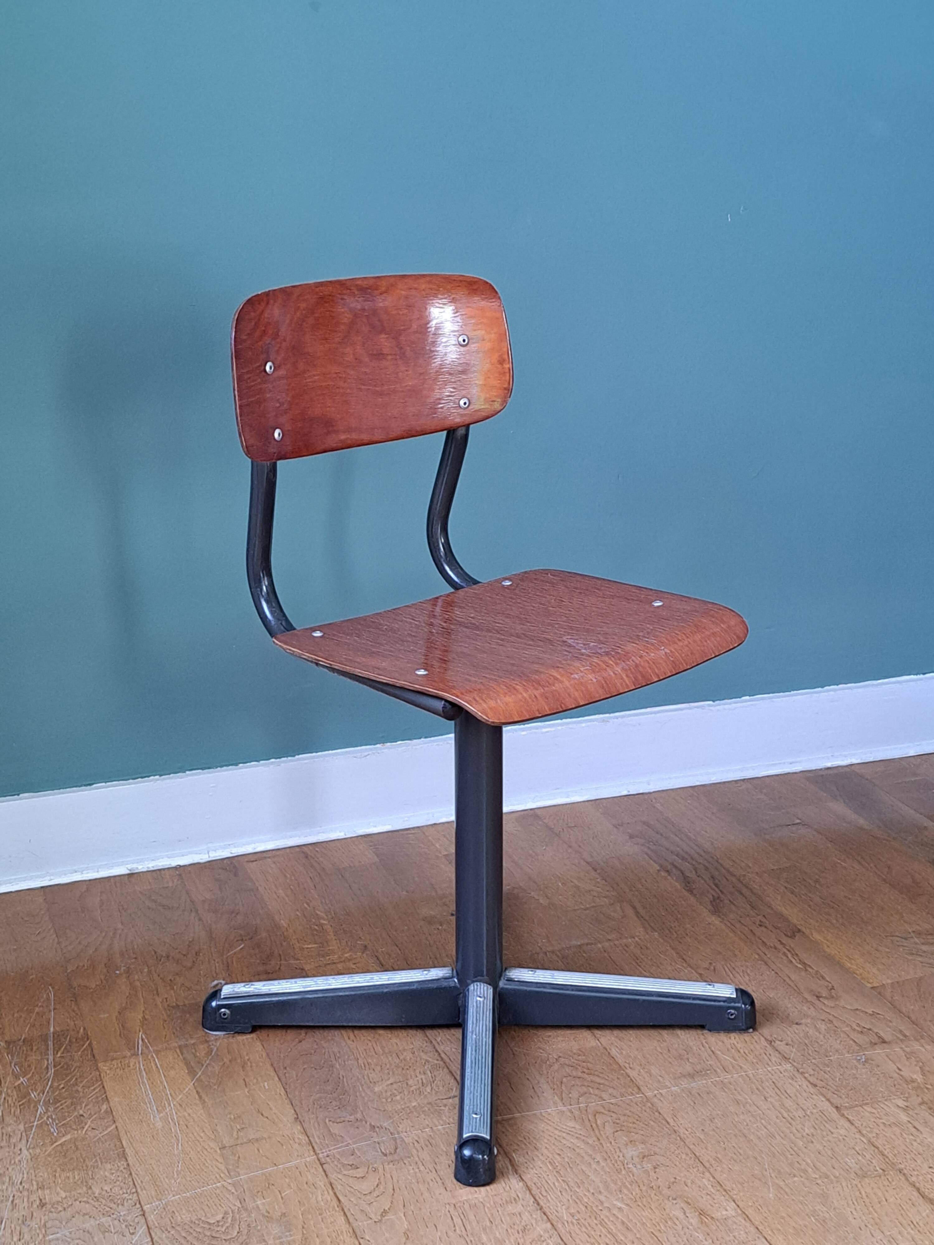 Scandinavian children's chair