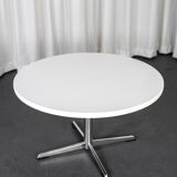 Round coffee table on star base