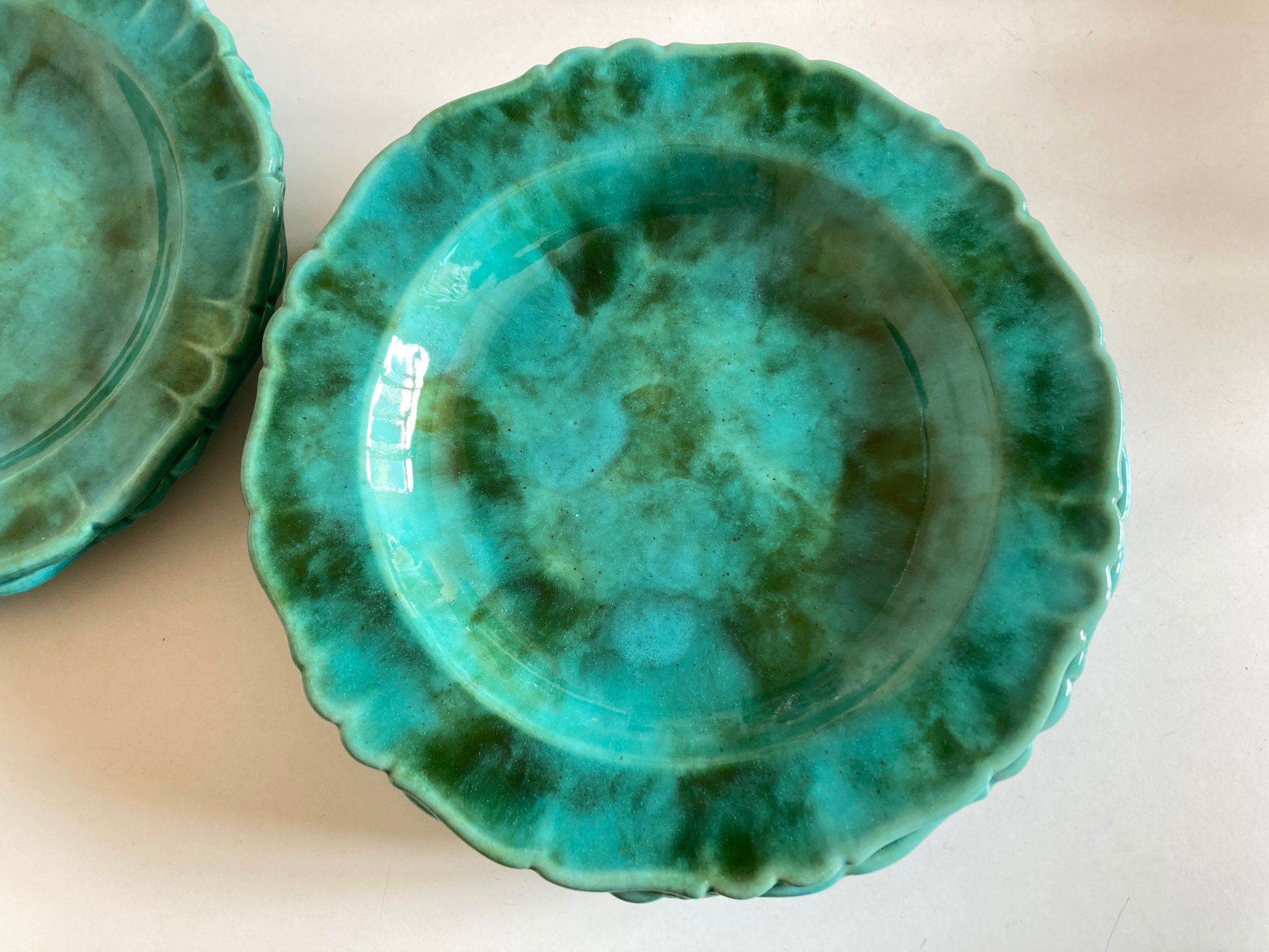 Set de 6 assiettes en terre vernissée à godrons 1960