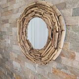 Très joli miroir en bois flotté.