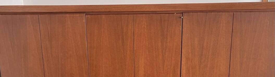 Armoire scandinave vintage en teck