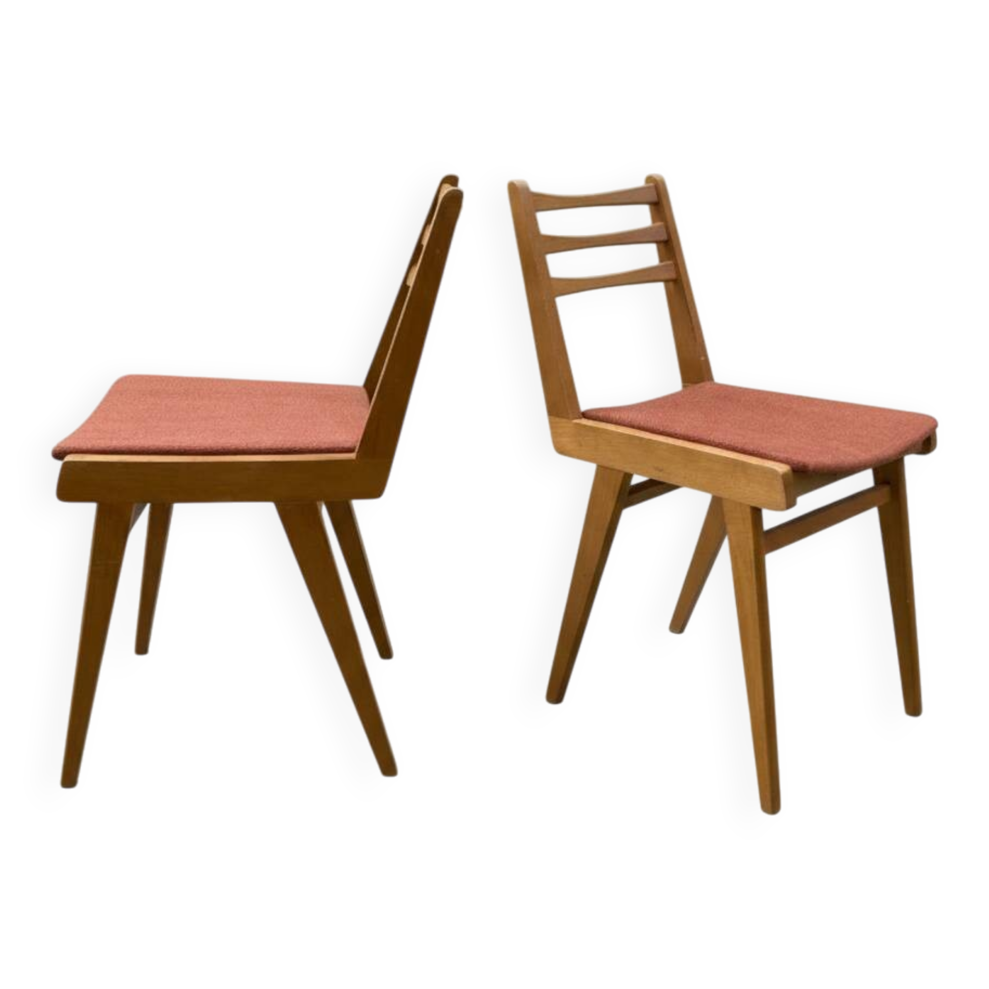 Pair of vintage chairs in solid wood with terracotta fabric seats