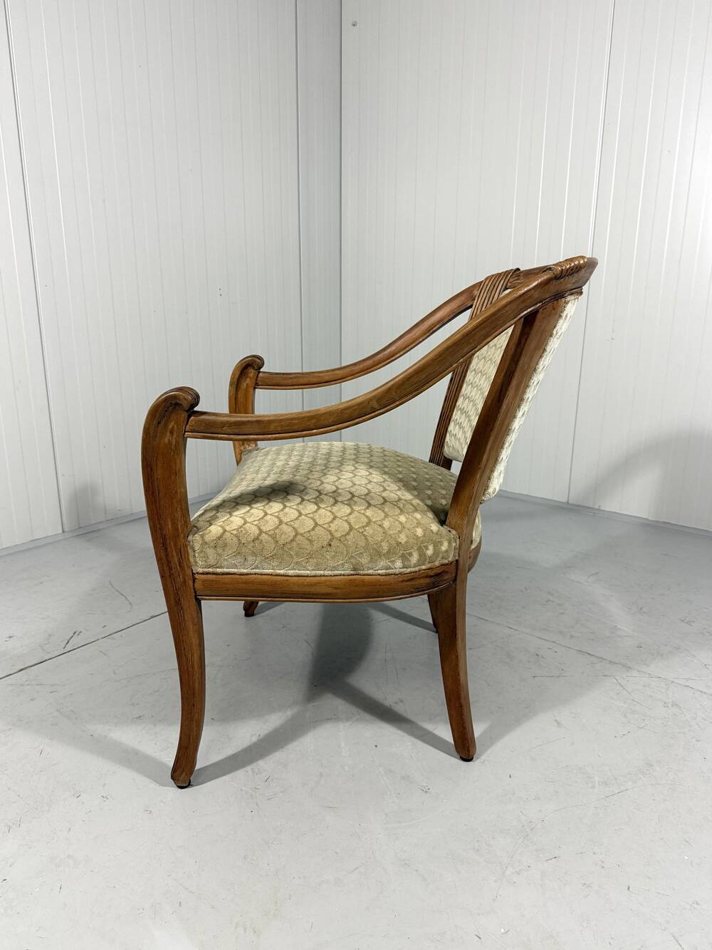 Antique arm chair 1900’s
