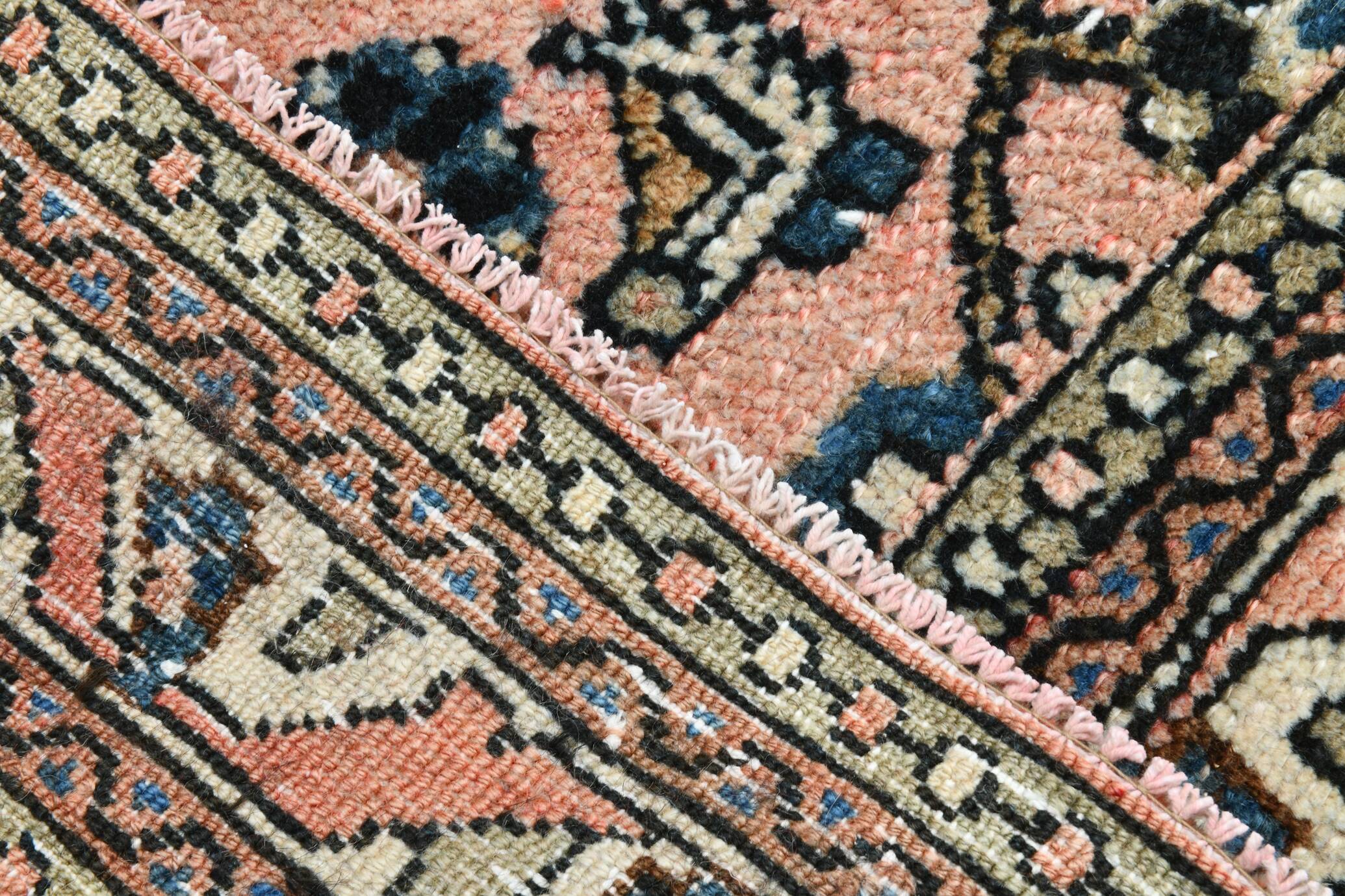 5x7 Peach Navy Blue Persian Area Rug, 142x209Cm