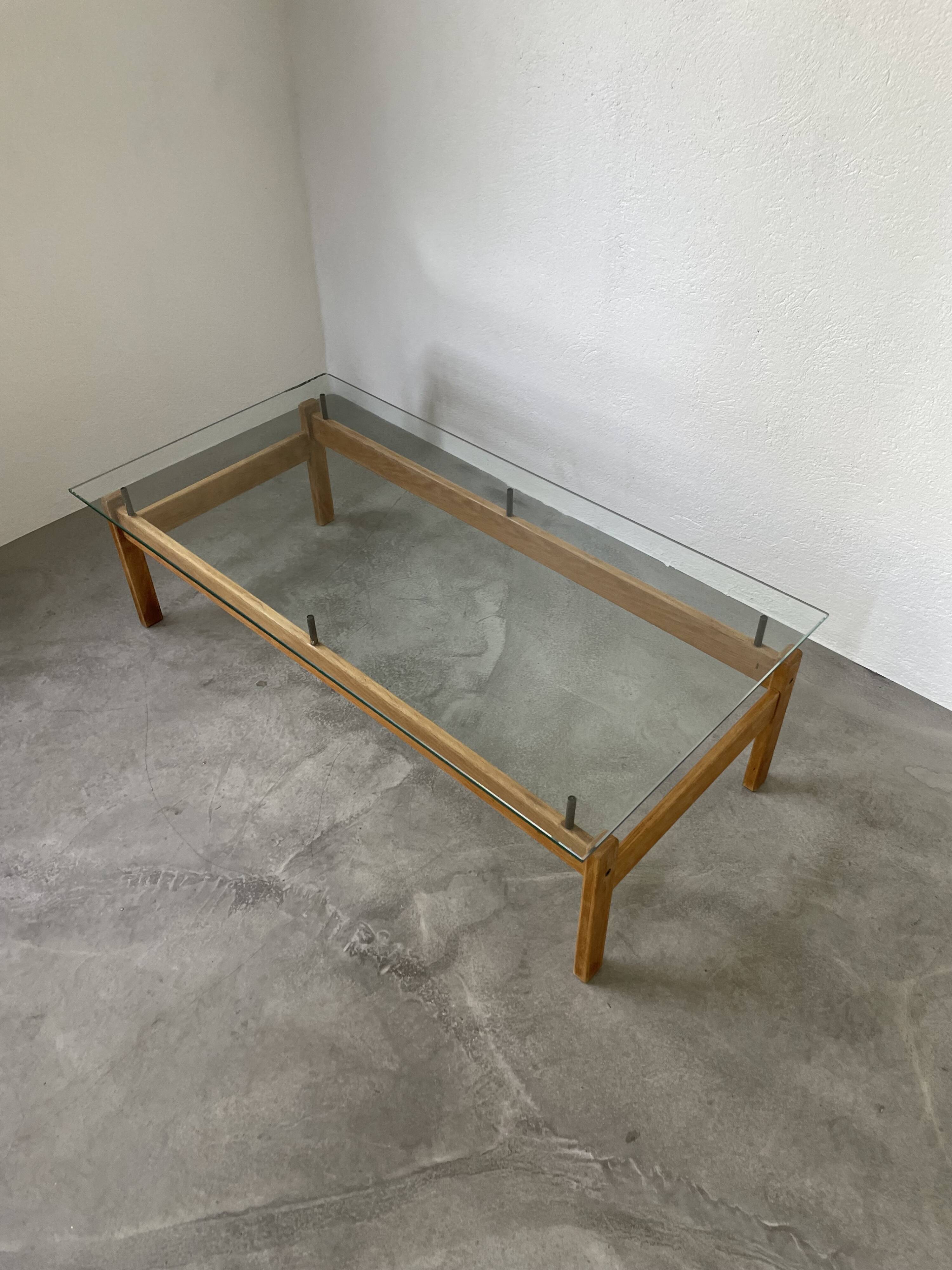 Table scandinave teck blond et verre 60