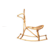 Cheval en rotin
