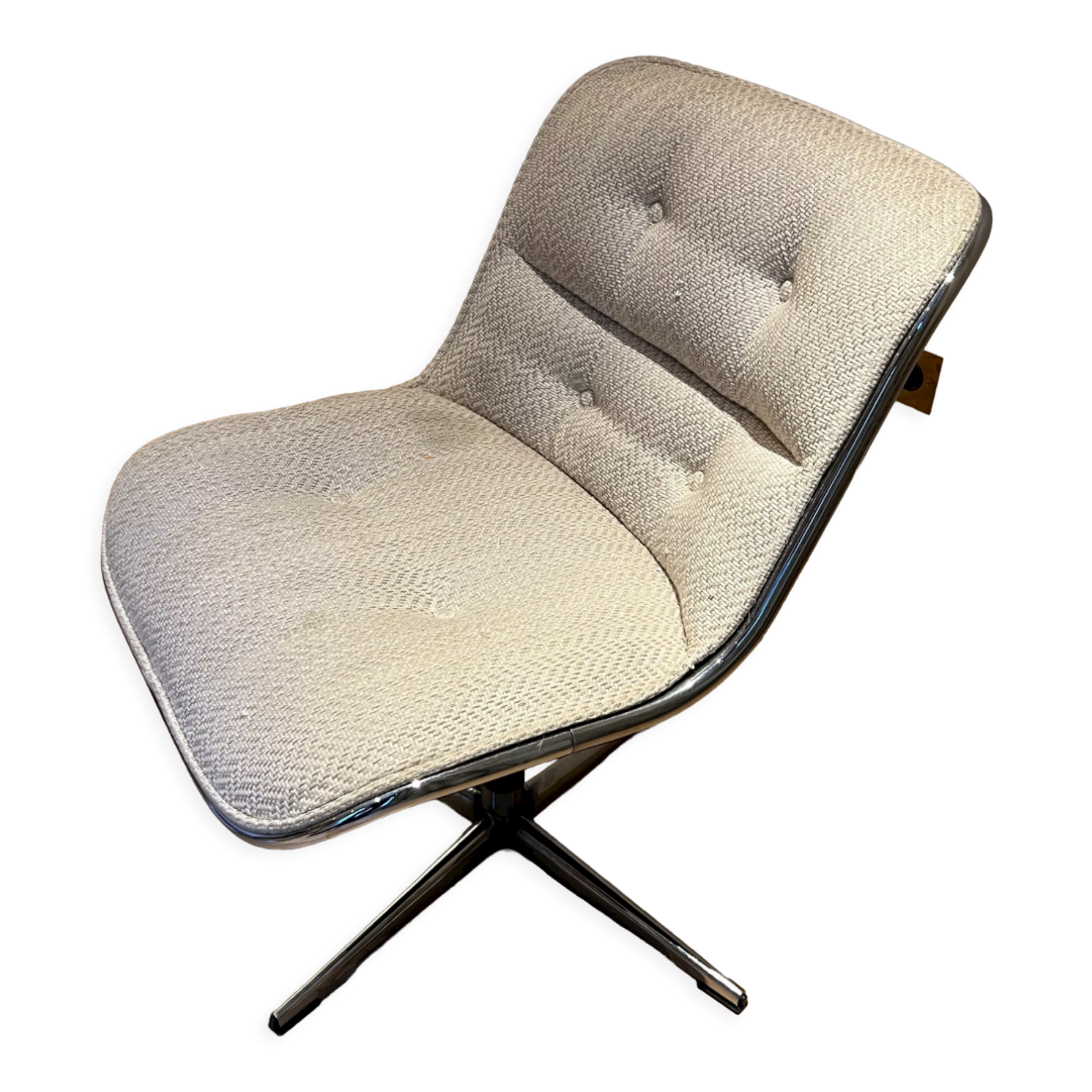 Armchair by Chales Pollock, Knoll edition