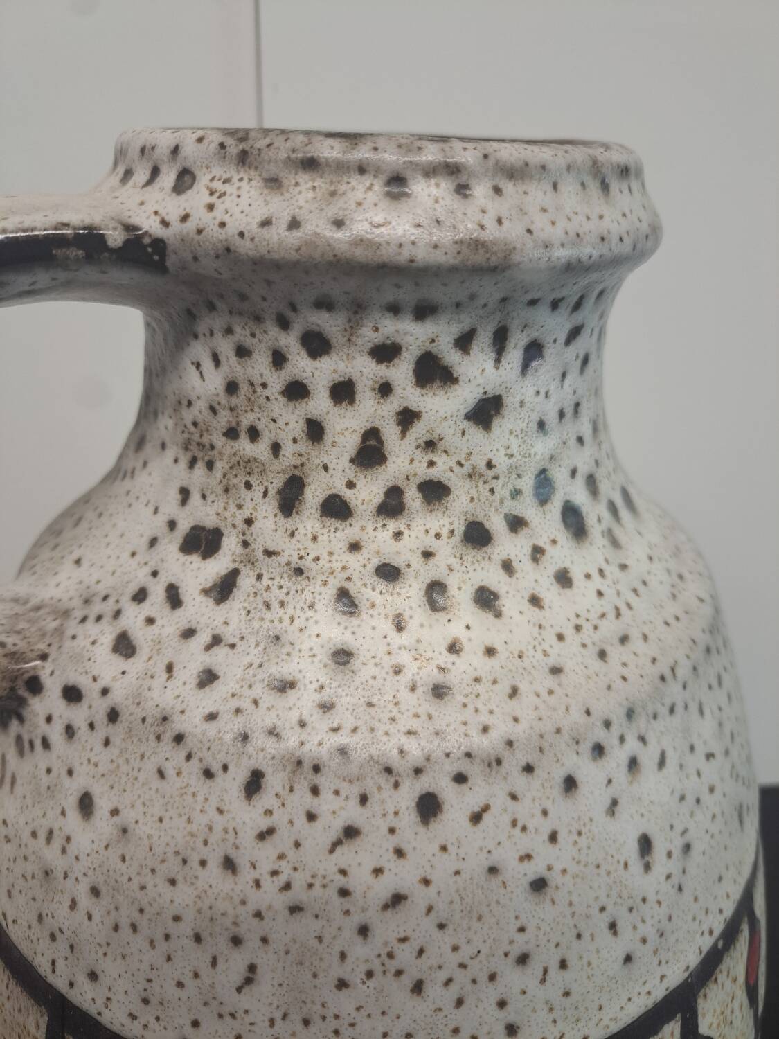 Ceramic vase