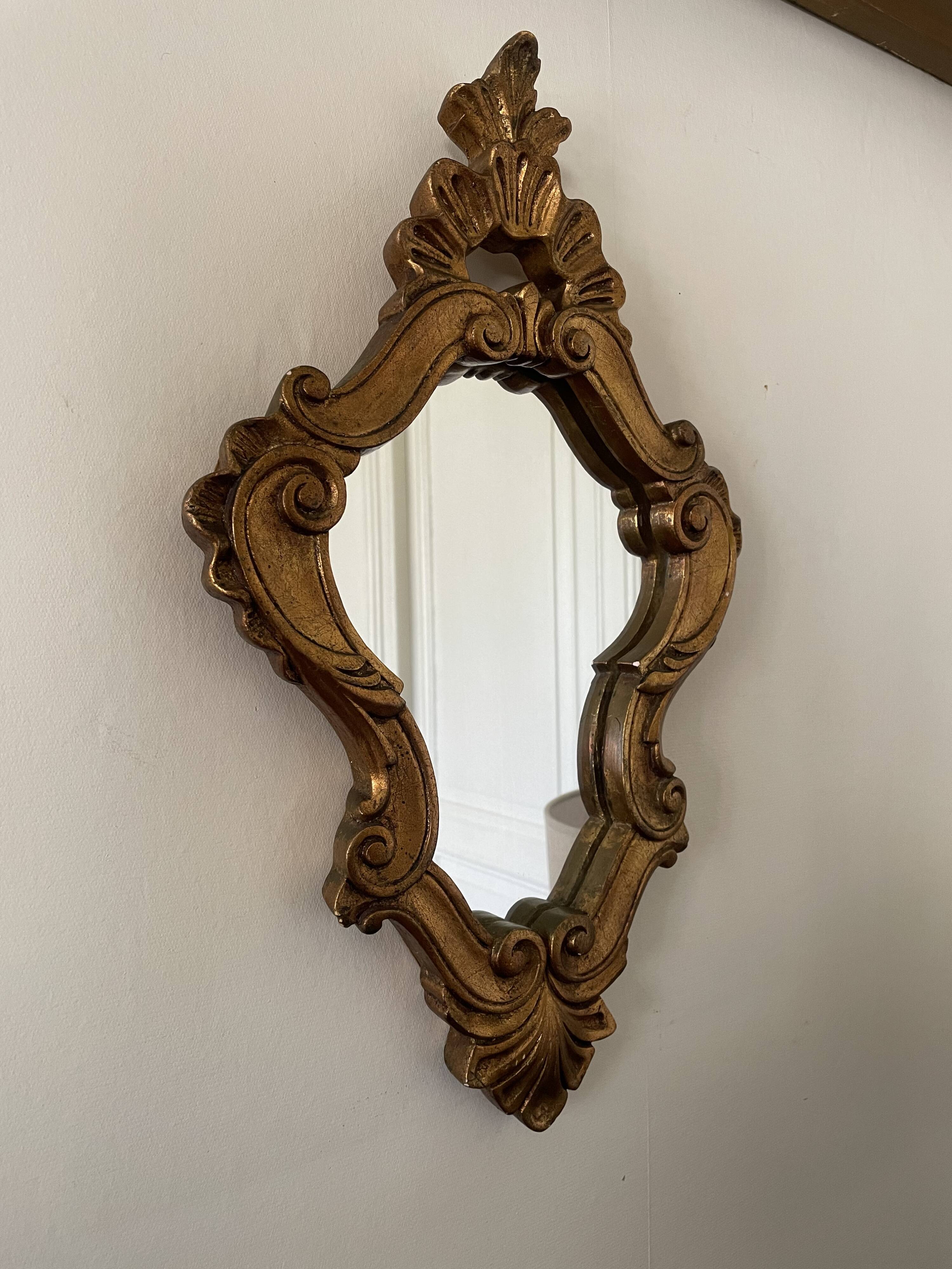 Golden mirror 28x44cm