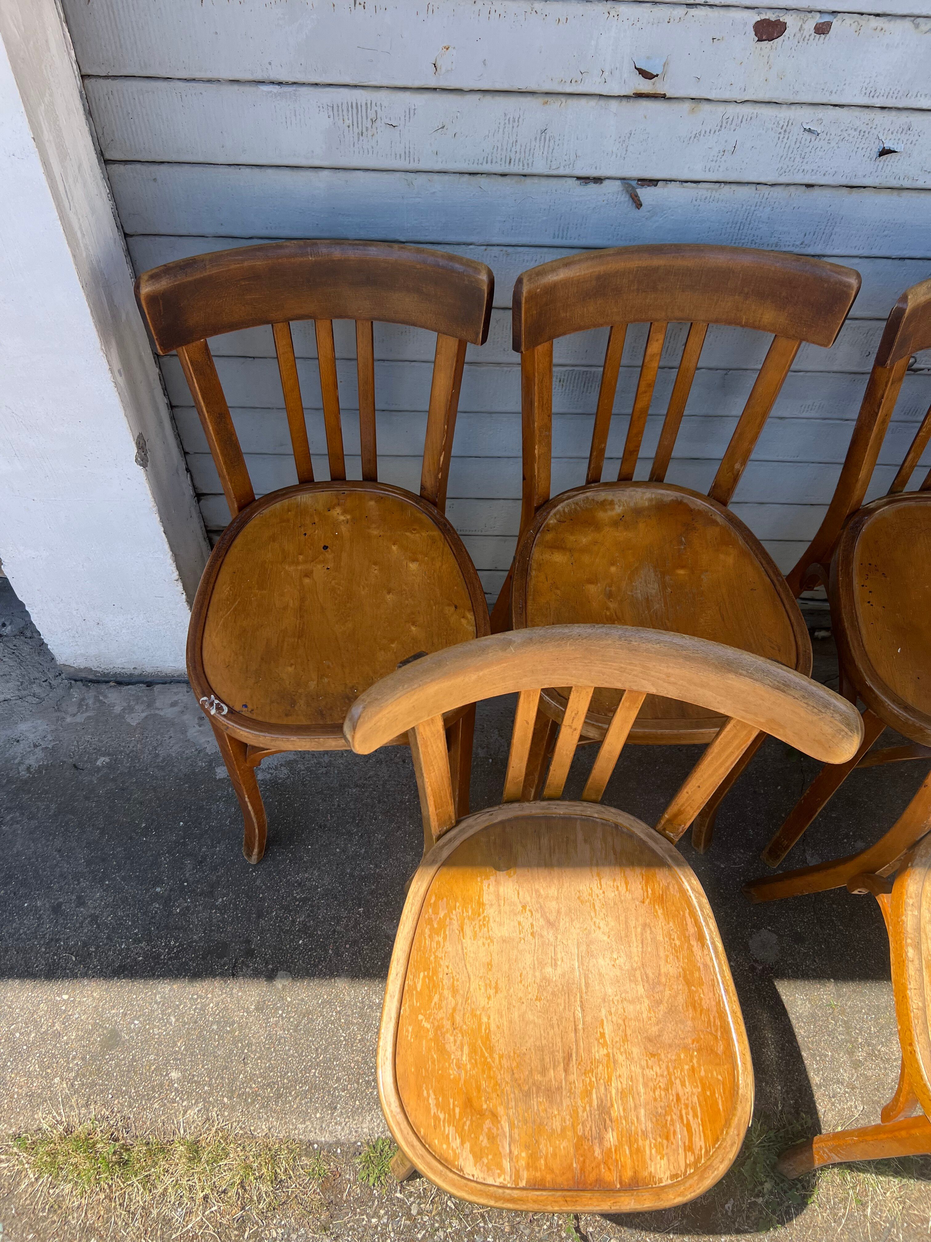 Lot de 8 chaises bistrot bois