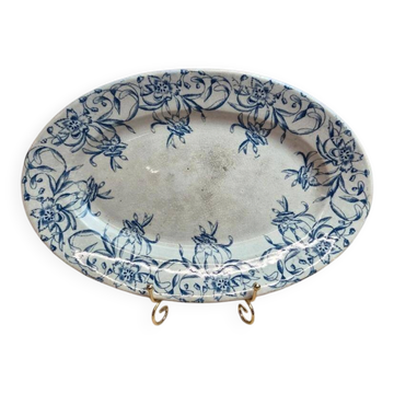 Plat ovale ancien Terre de fer bleu décor floral – 34 cm