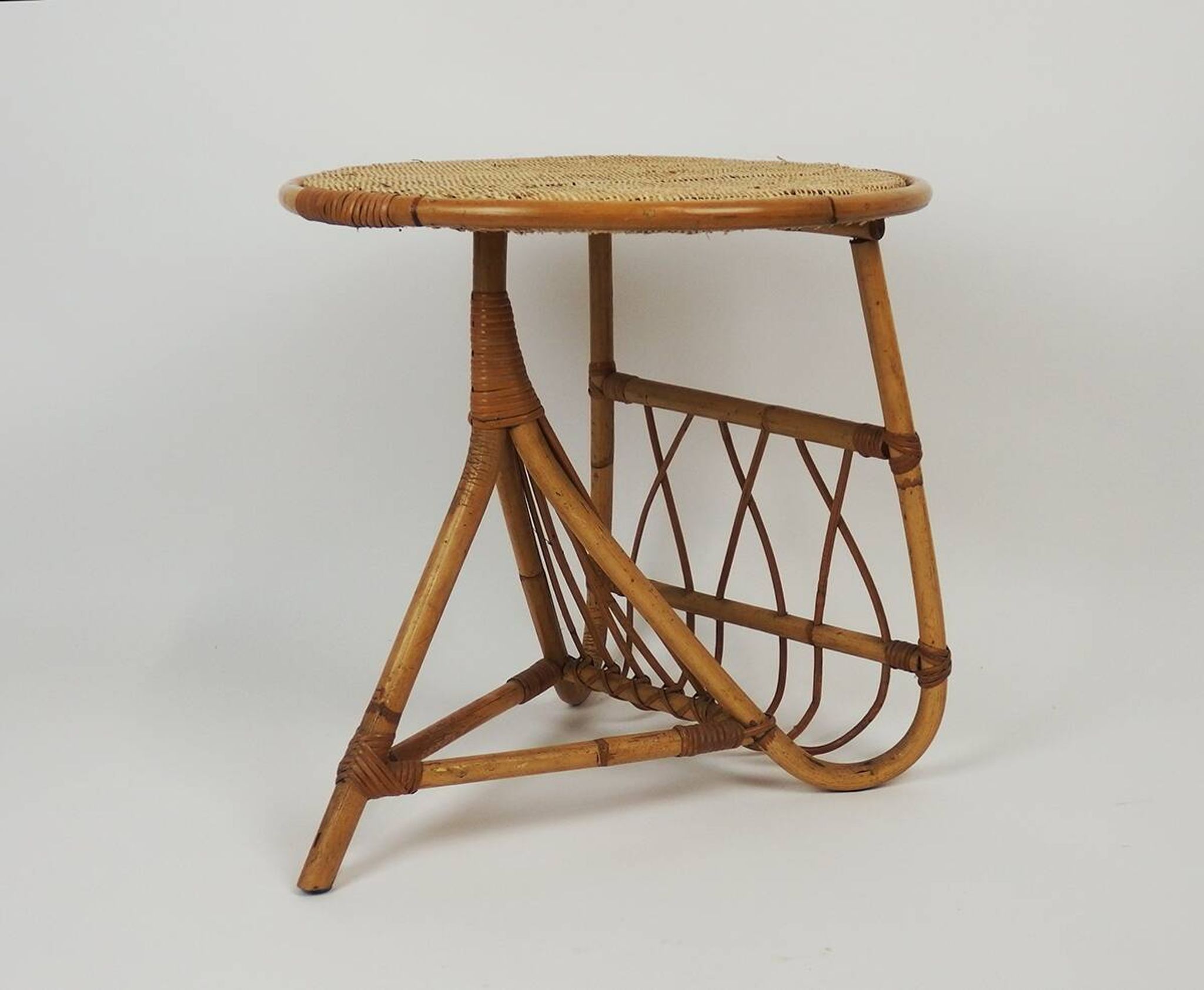 Rattan magazine table