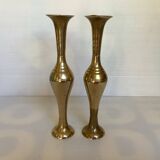 Paire de vases réversibles bougeoirs en laiton
