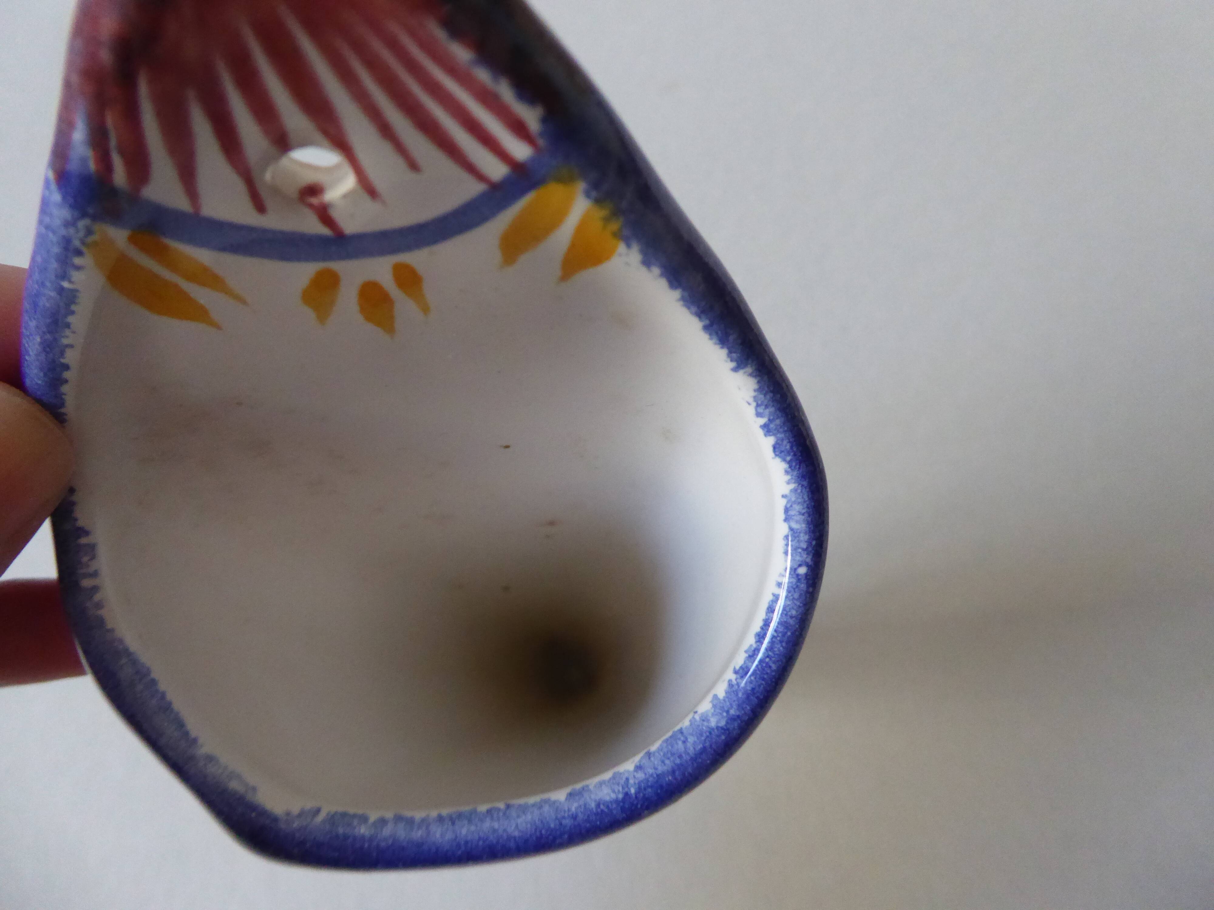 Quimper's earthenware bouquetière