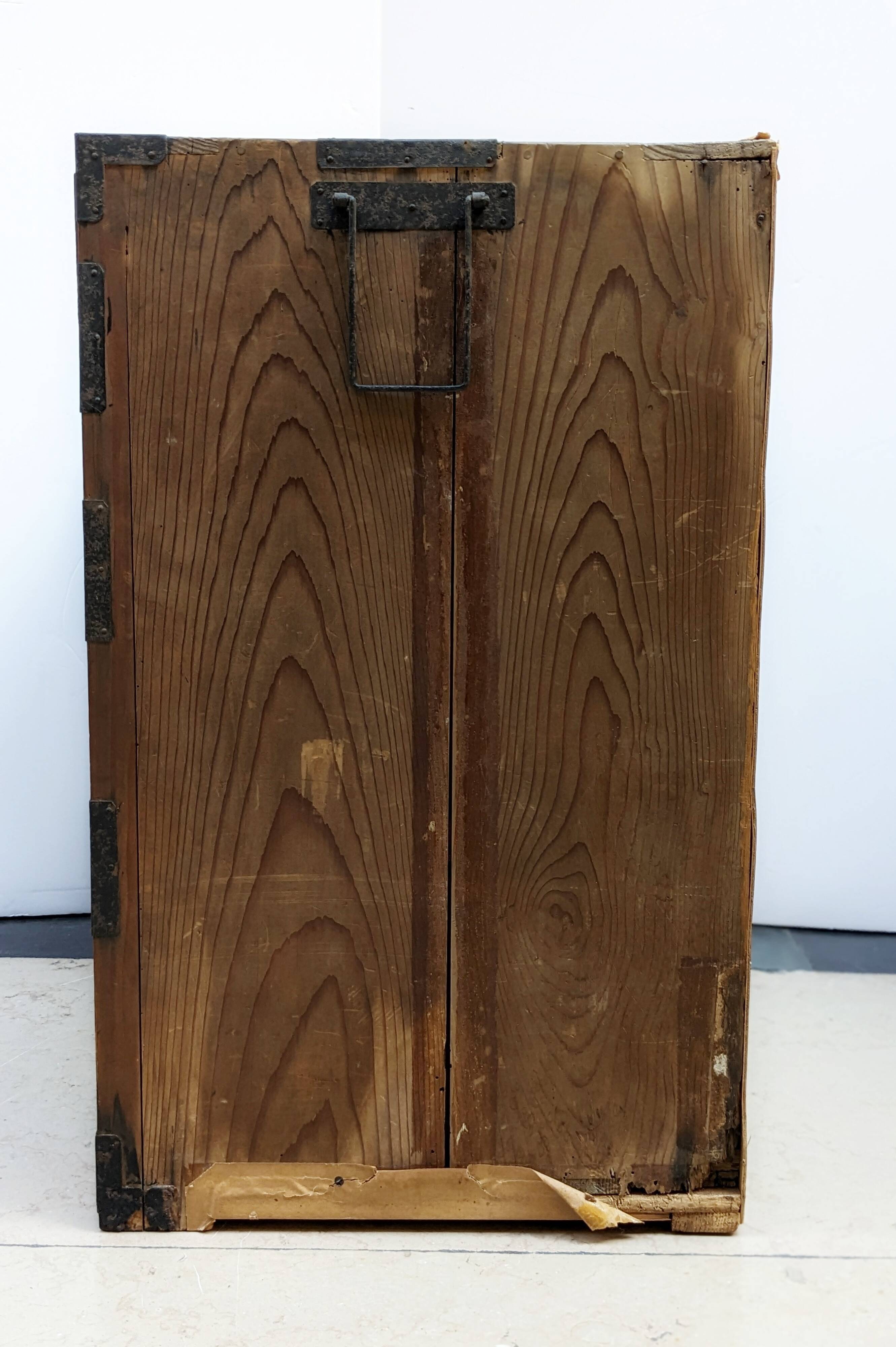 Trade furniture Tansu Japan 19th century