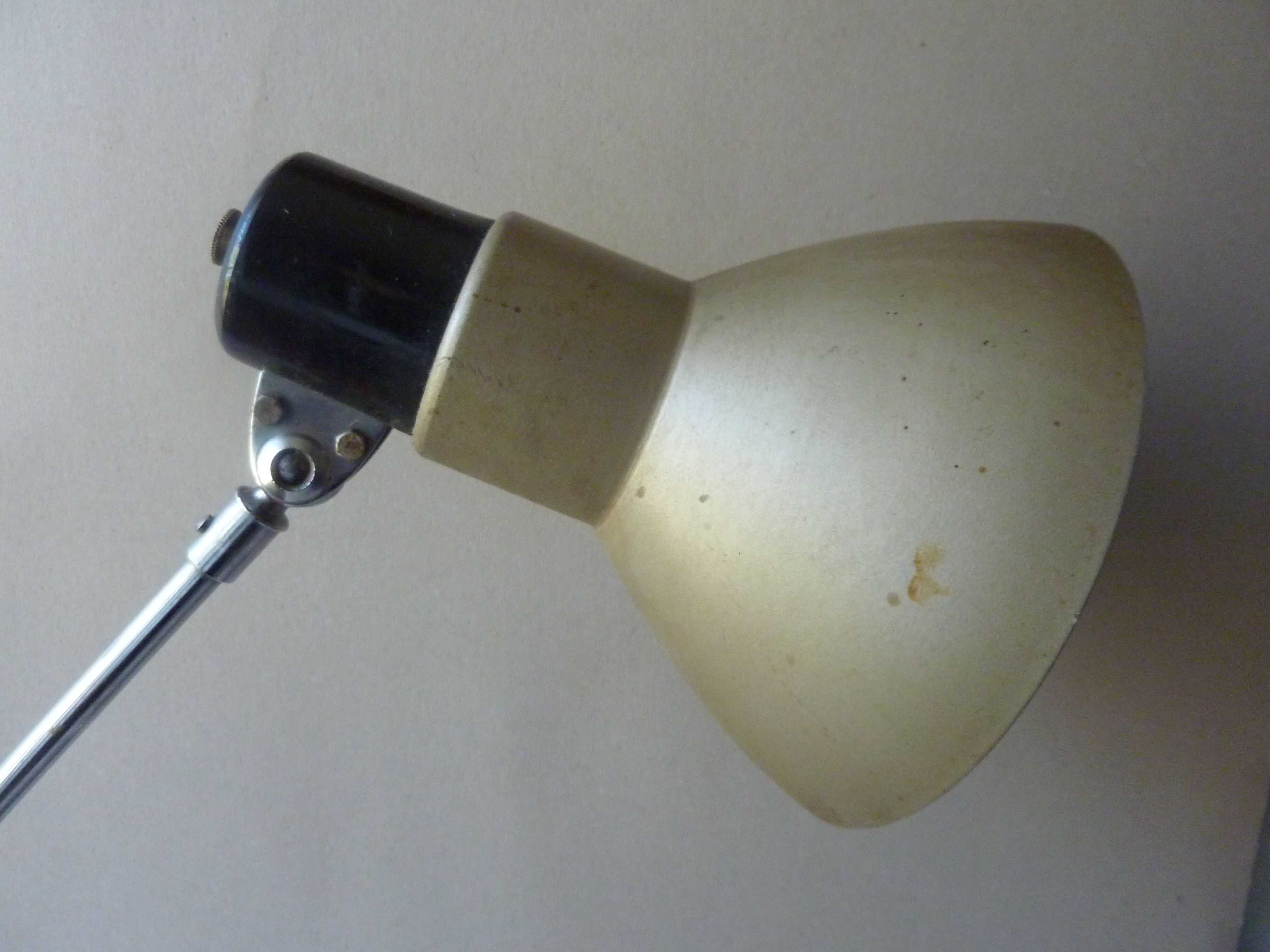 Desk lamp, workshop, khaki metal, 1960s