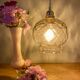 Suspension globe vintage en verre ambré
