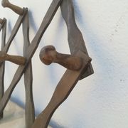 Patères en bois a croisillons