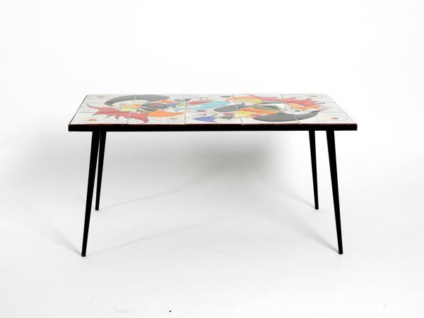 Table en fer moderne italienne des années 50 avec plateau carrelé et motif abstrait