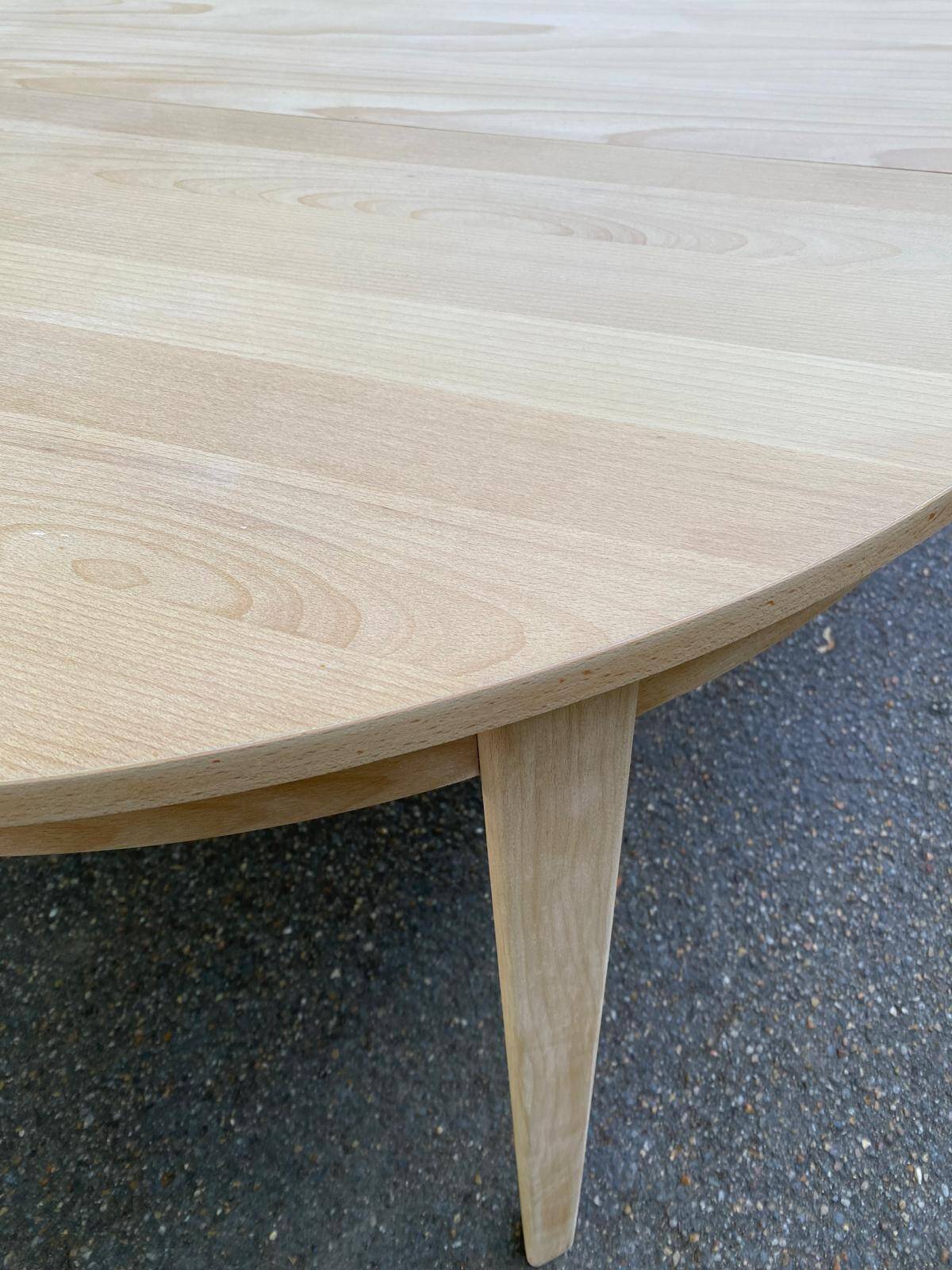 Scandinavian round extendable dining table renovated in wood 210cm