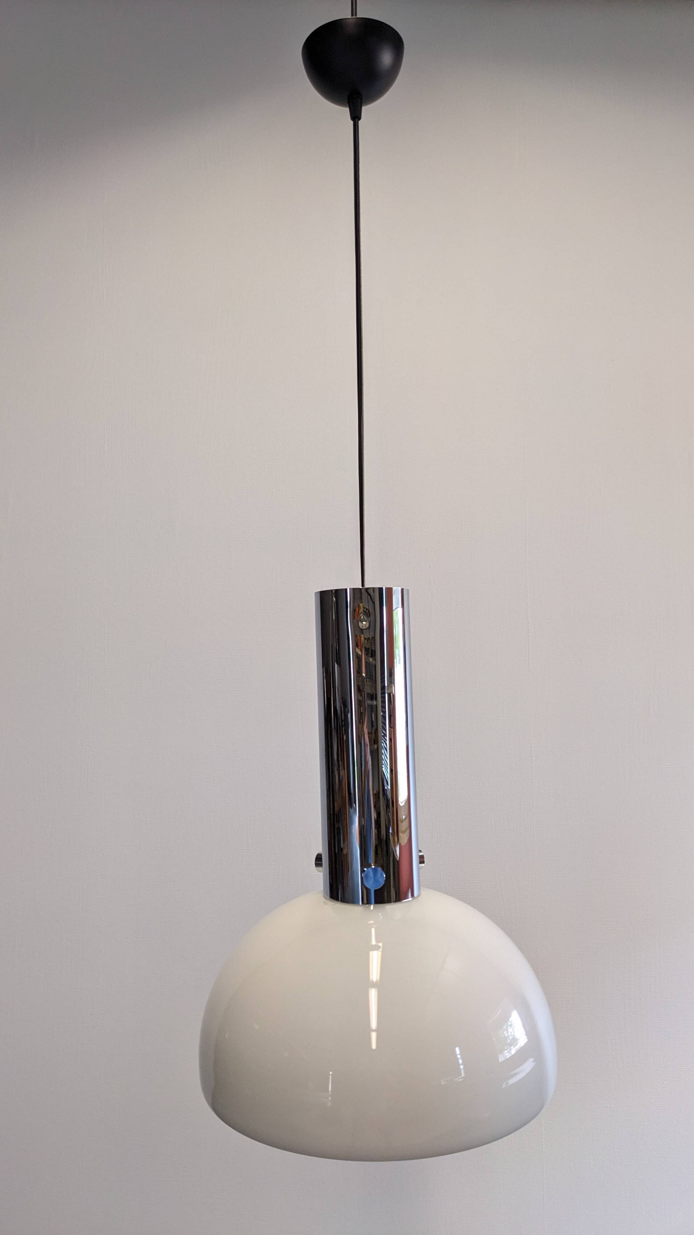 Suspension Space age d'Herbert Proft éditée par Limburg vers 1970
